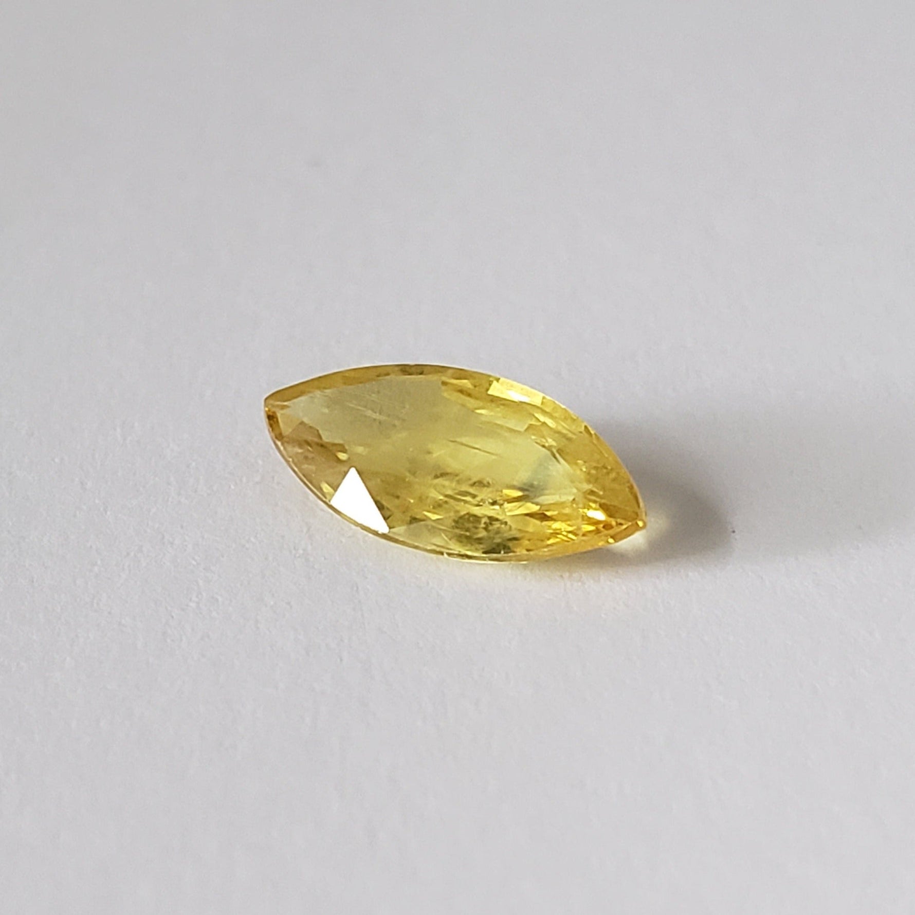  Sapphire | Marquise Cut | Yellow | 11.5x5.5mm 1.26ct 2