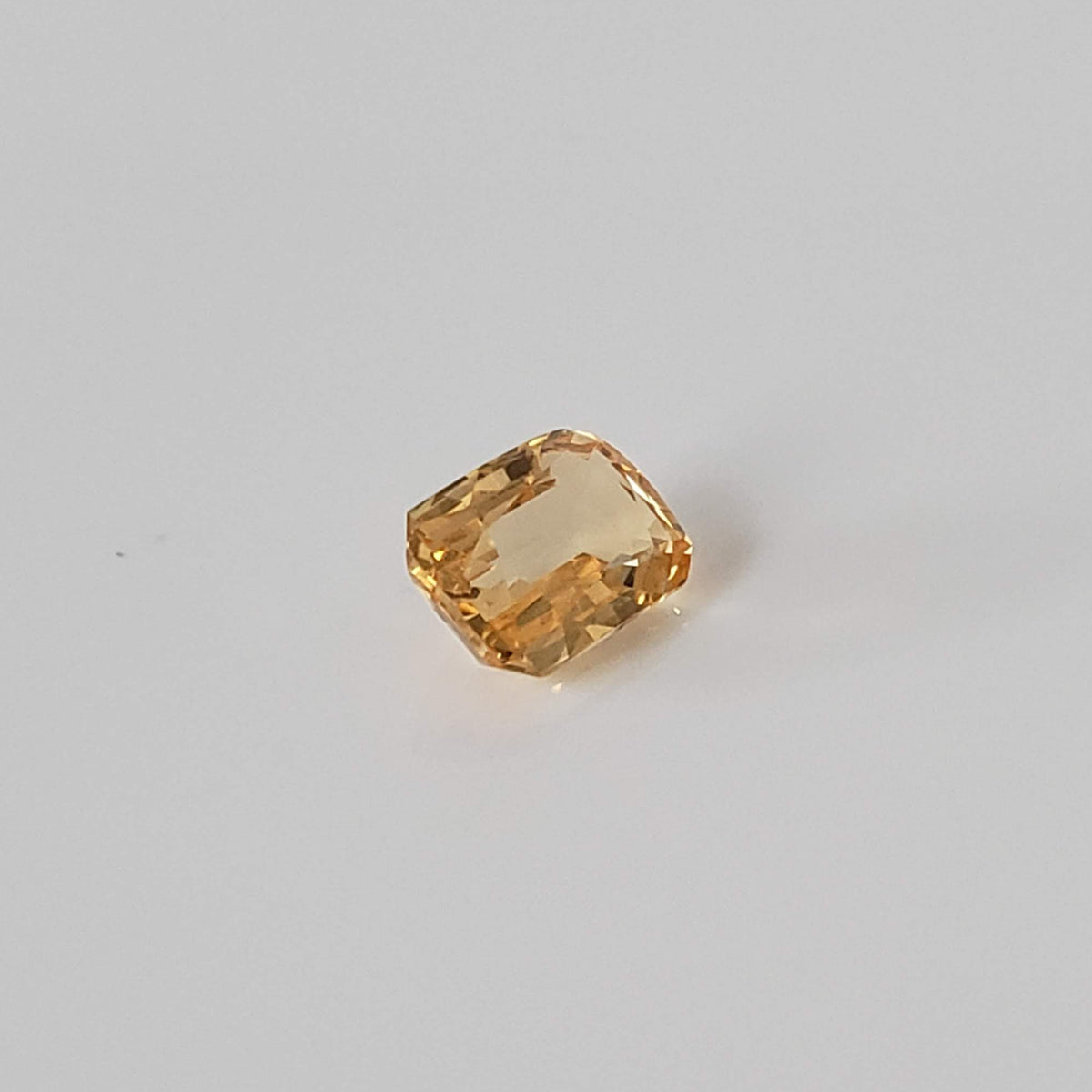  Sapphire | Octagon Cut | Golden | 5x3.7mm, 0.53ct 3