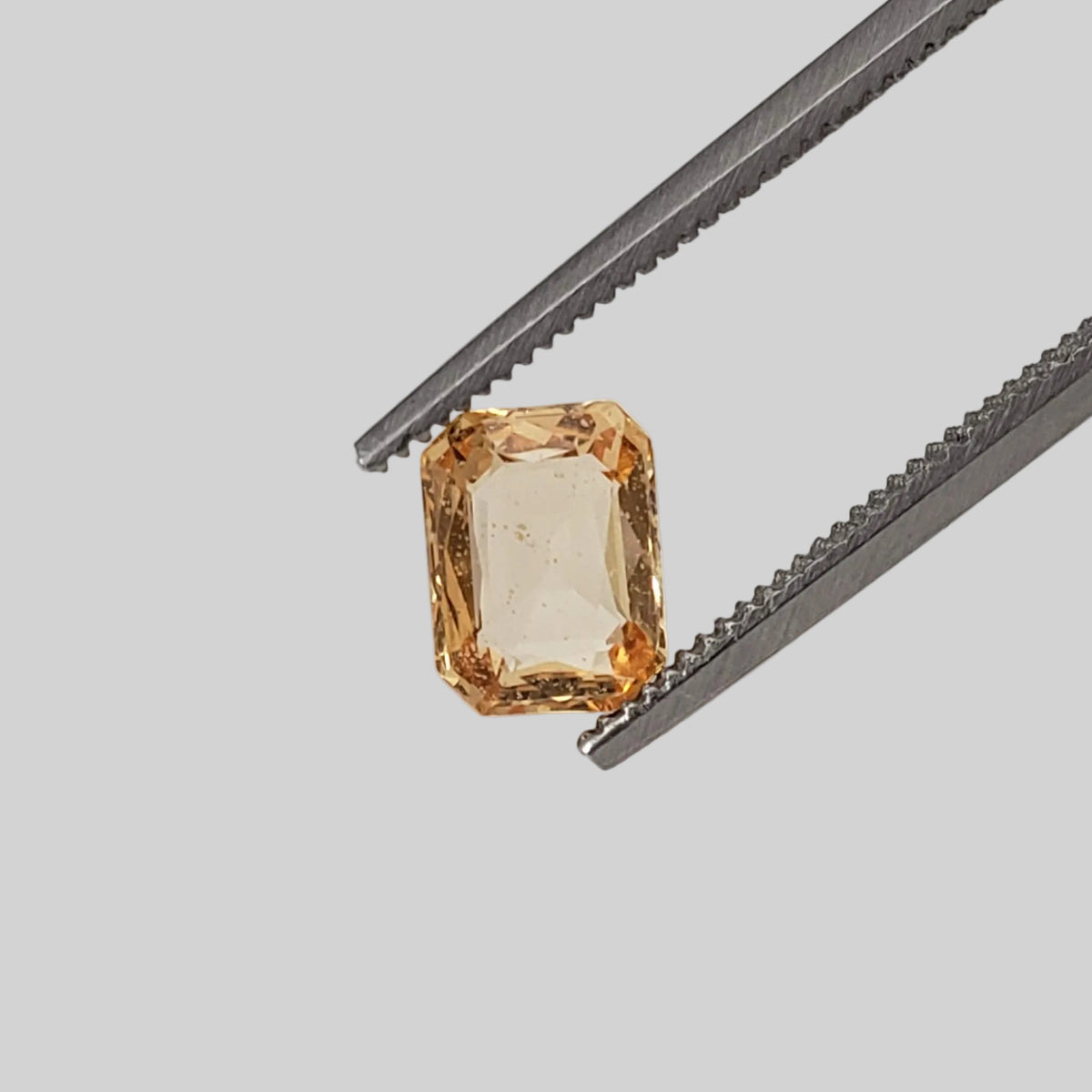 Sapphire | Octagon Cut | Golden Yellow | 6.2x4.7mm, 0.8ct