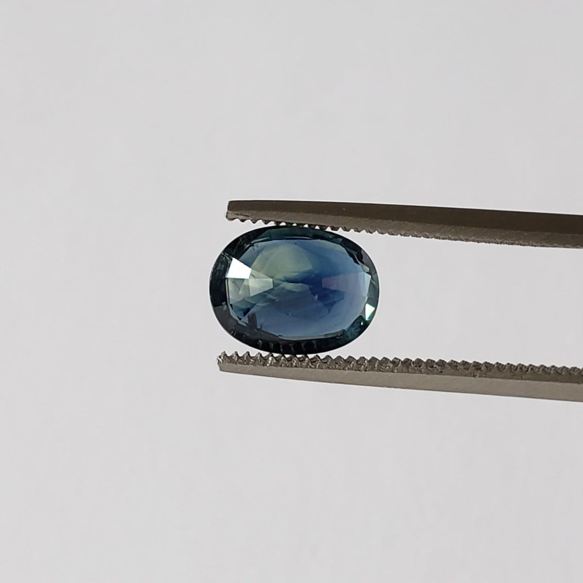  Sapphire | Oval Cut | Bi-Color Blue and Yellow | 7.8x5.9mm 1.43ct 3