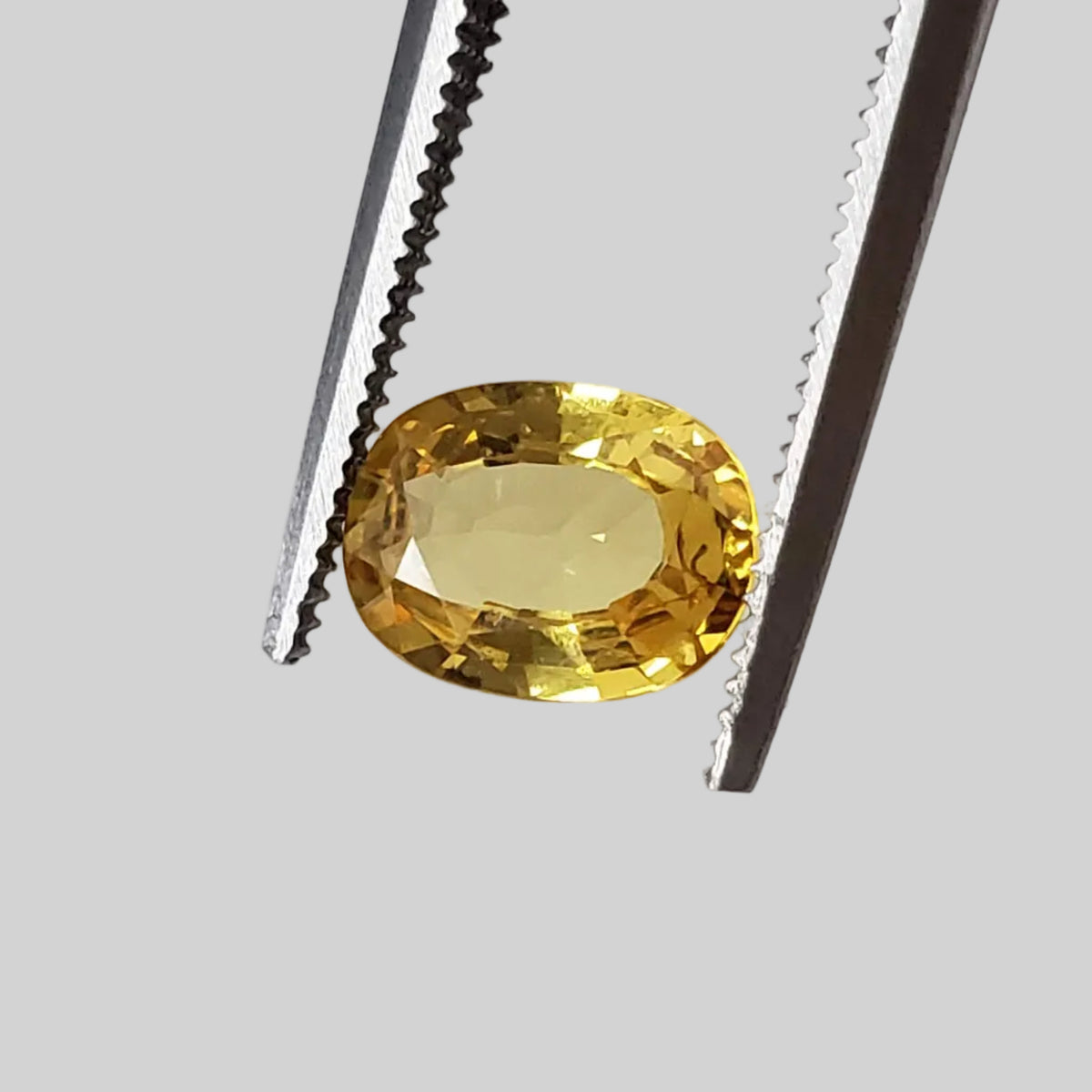  Sapphire | Oval Cut | Canary Yellow | 7.5x5.5mm 1.09ct 1
