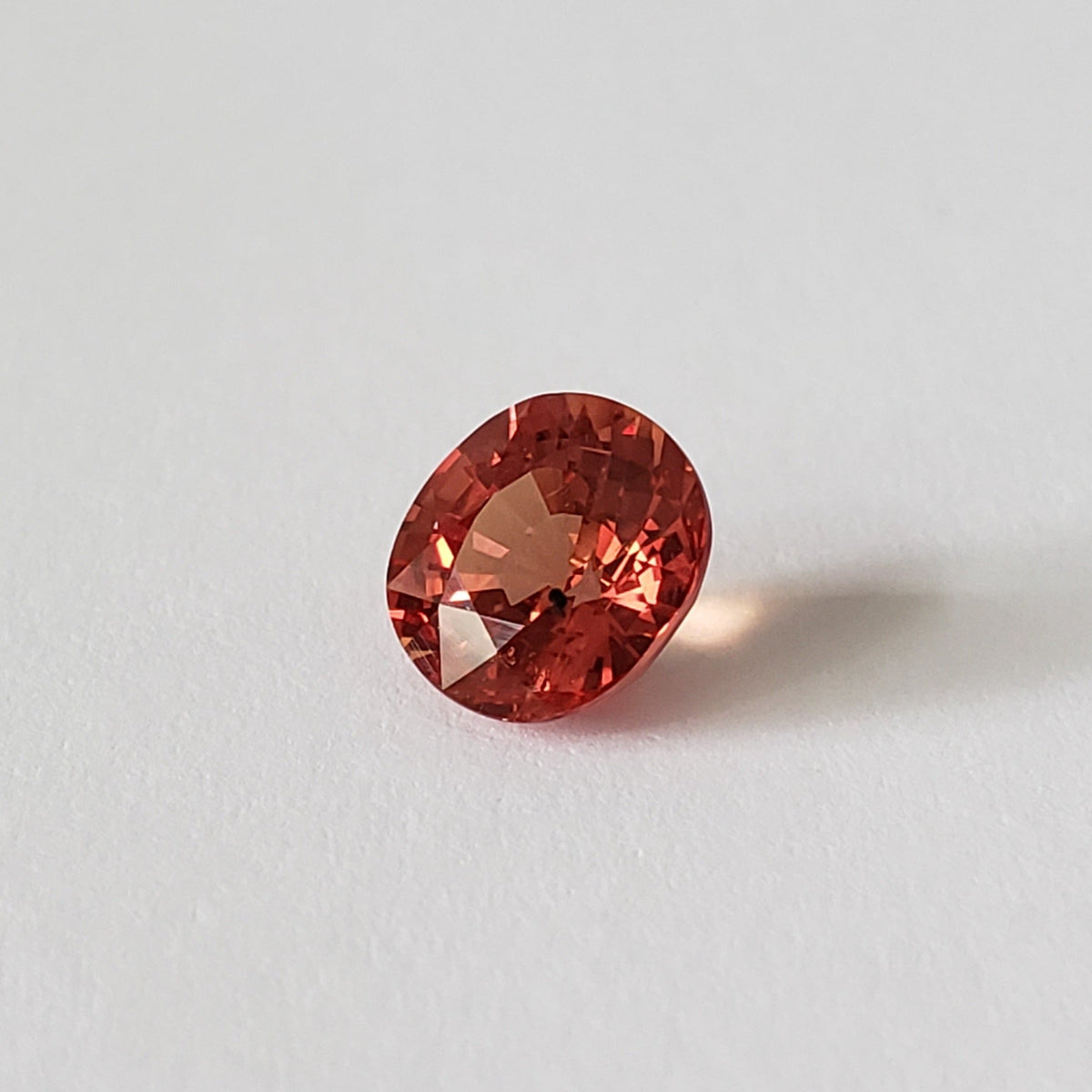  Sapphire | Oval Cut | Imperial Orange | 7.5x6.5mm 1.94ct | Tanzania | SO24 4