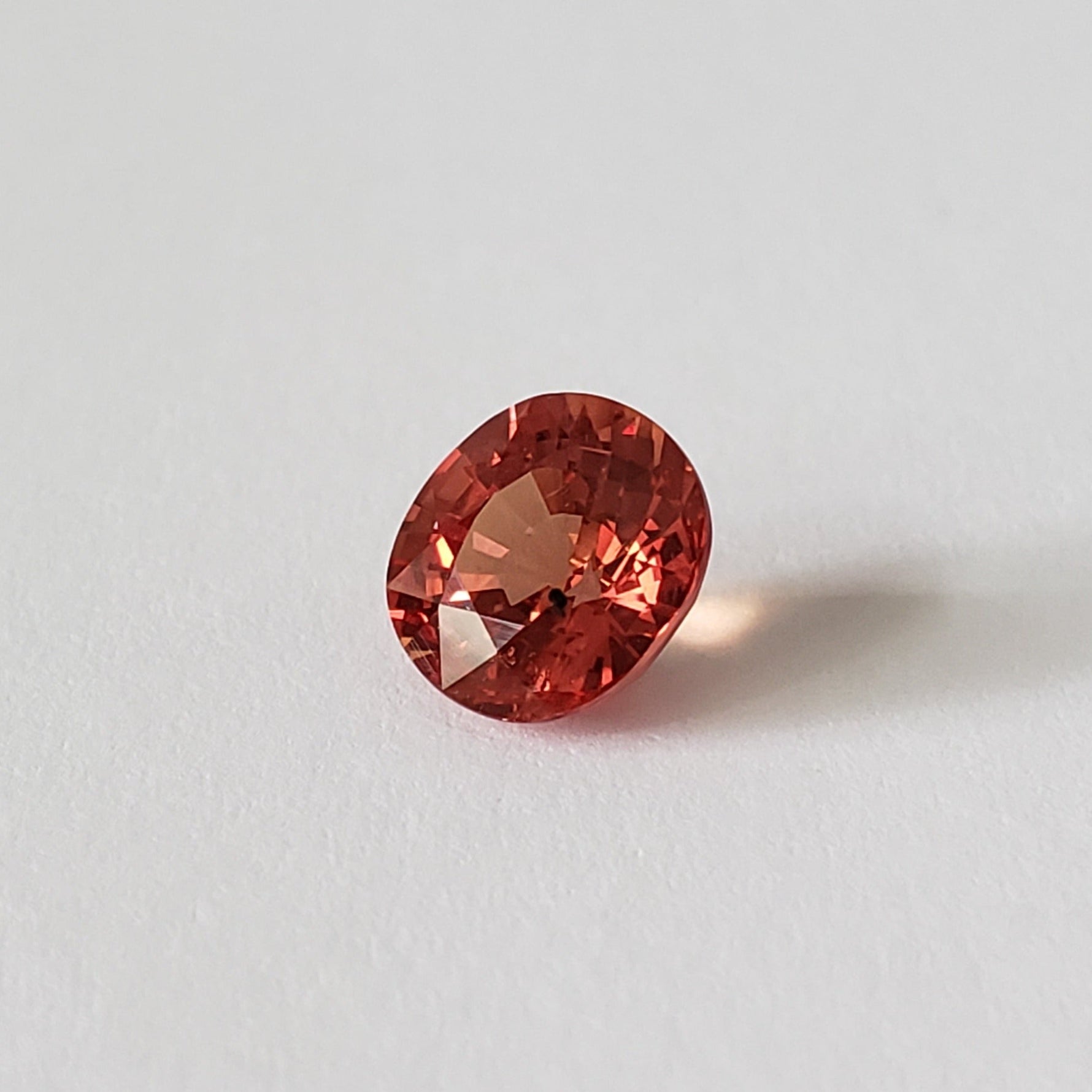  Sapphire | Oval Cut | Imperial Orange | 7.5x6.5mm 1.94ct | Tanzania | SO24 4