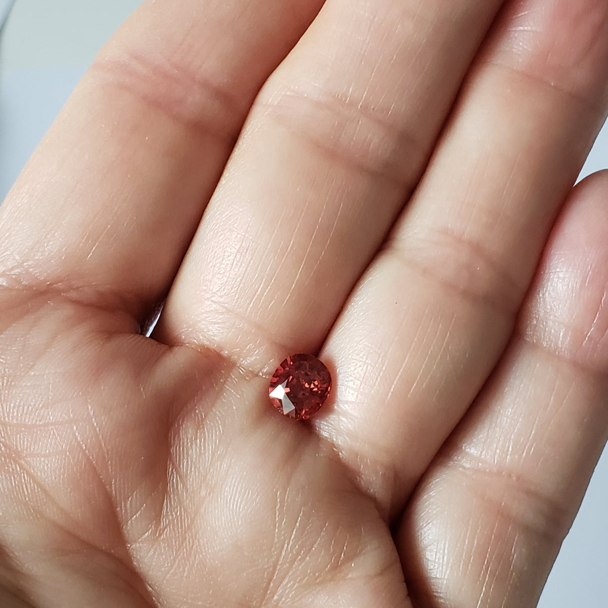  Sapphire | Oval Cut | Imperial Orange | 7.5x6.5mm 1.94ct | Tanzania | SO24 7