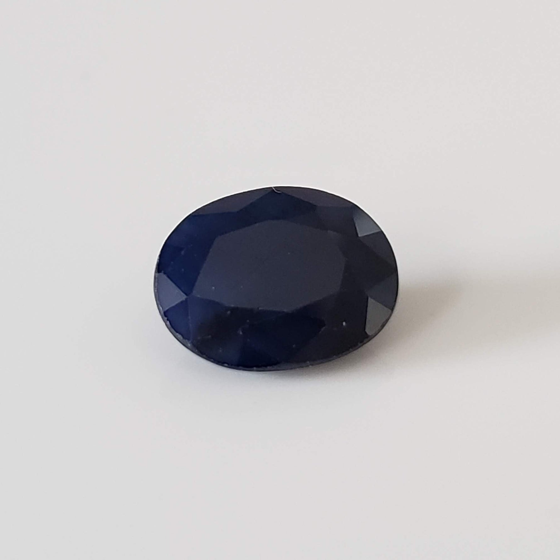  Sapphire | Oval Cut | Midnight Blue | 8.7x6.8mm 1.96ct 0