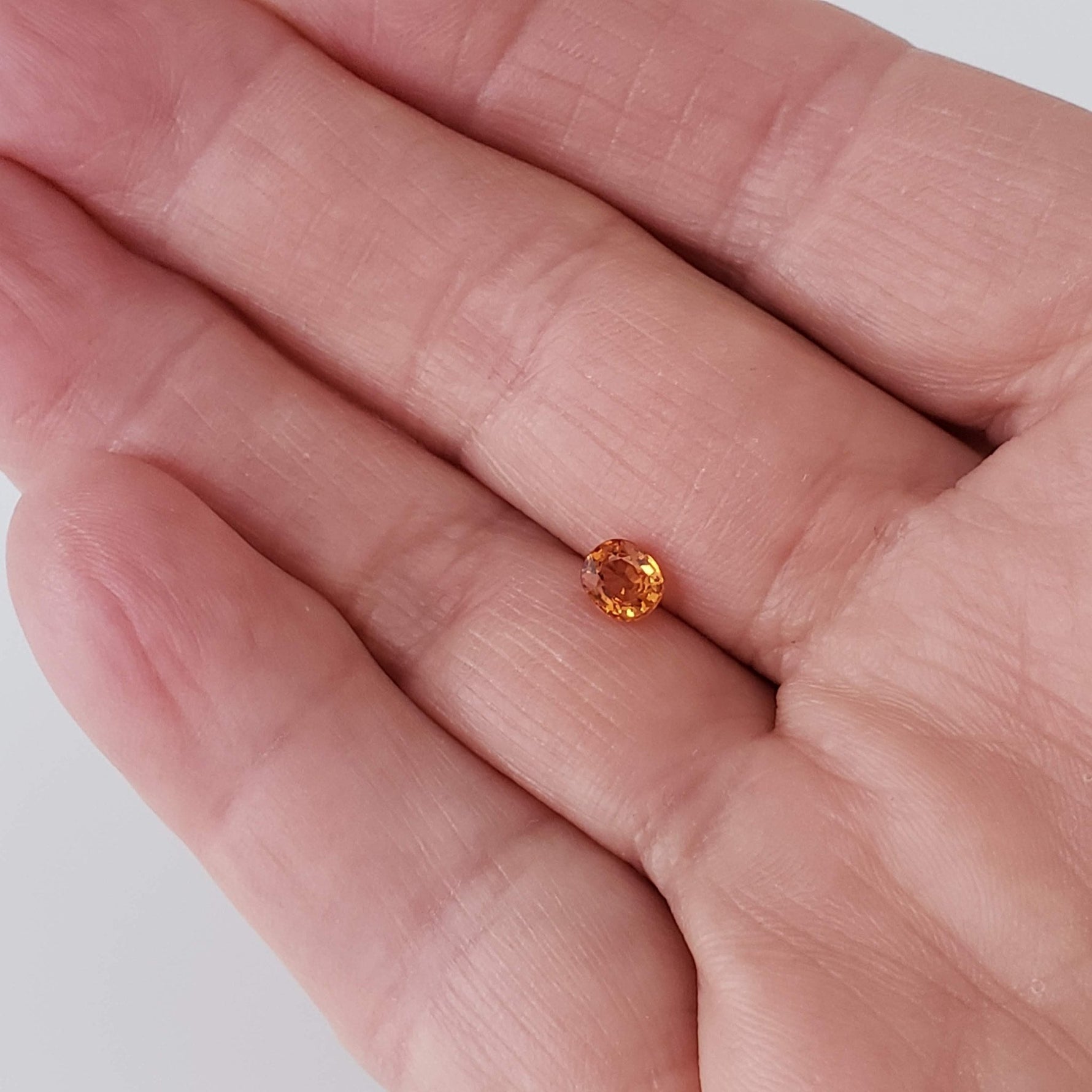 Sapphire | Oval Cut | Orange | 5x4.3mm 0.6ct 6