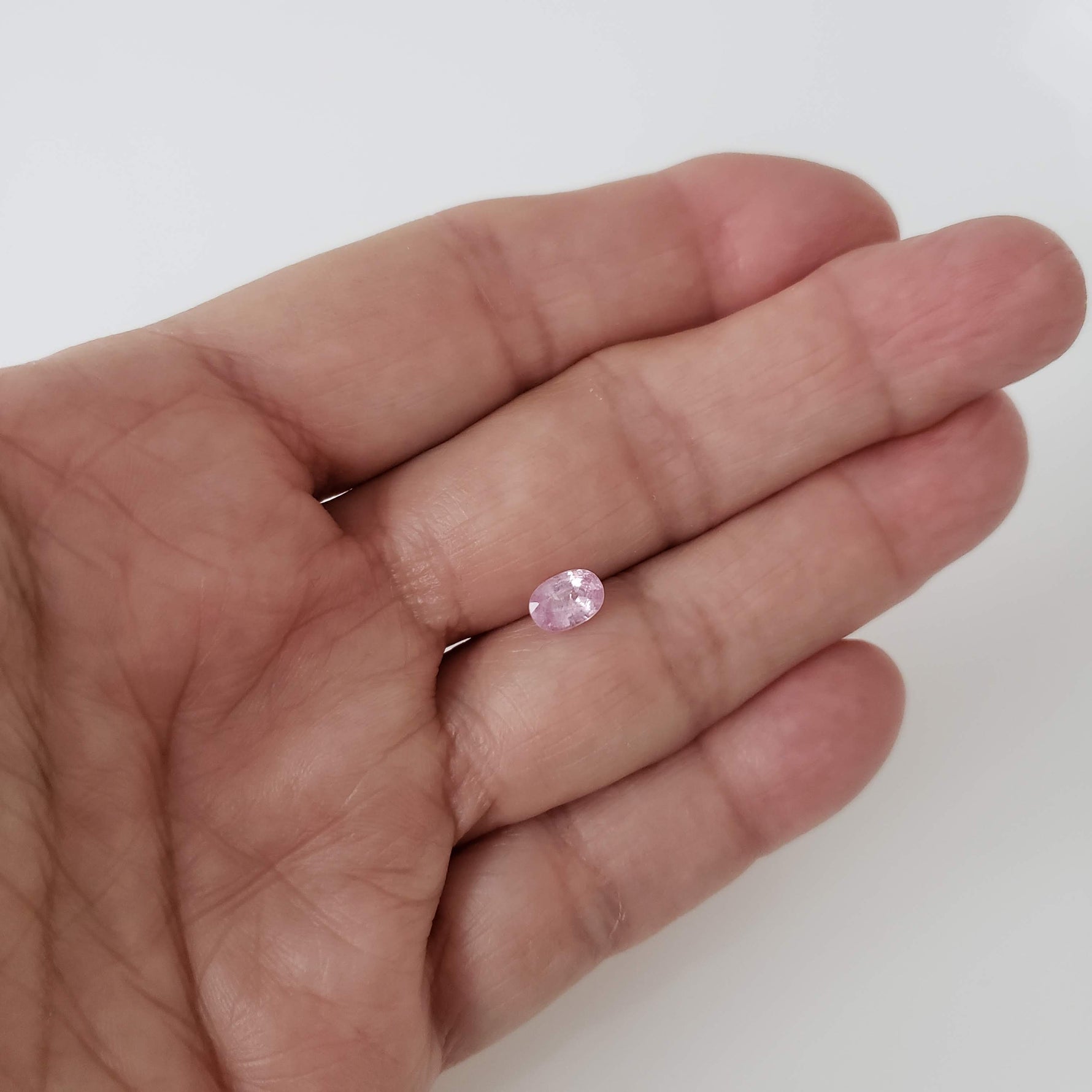 Sapphire | Oval Cut | Pink | 7.2x5mm 1.0ct 7