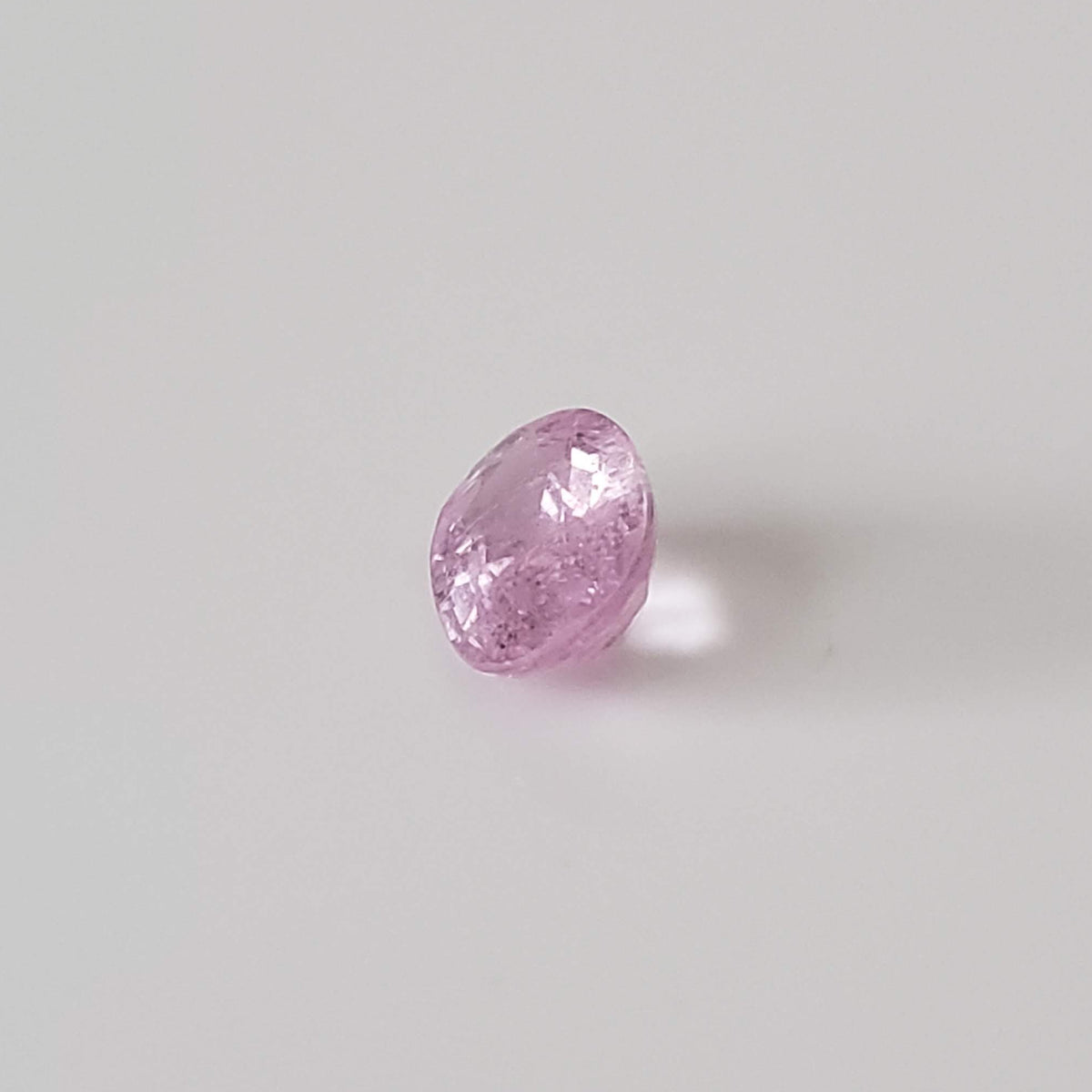  Sapphire | Oval Cut | Pink | 7.2x5mm 1.0ct 3