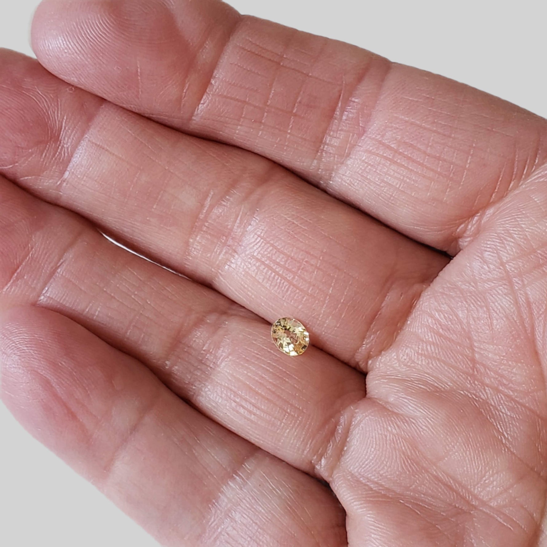  Sapphire | Oval Cut | Yellow | 5.5x4.3mm 0.58ct 8