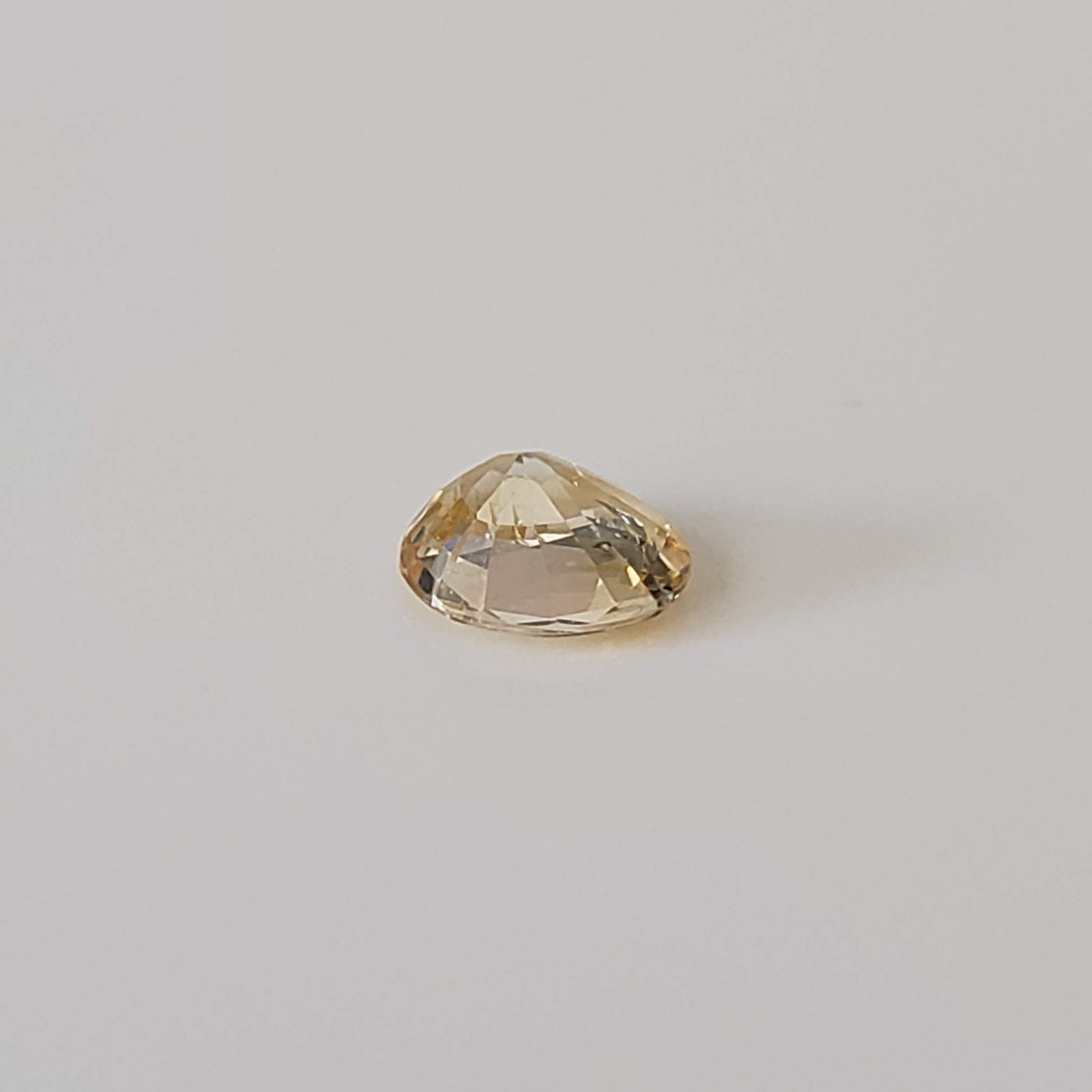  Sapphire | Oval Cut | Yellow | 5.5x4.3mm 0.58ct 7