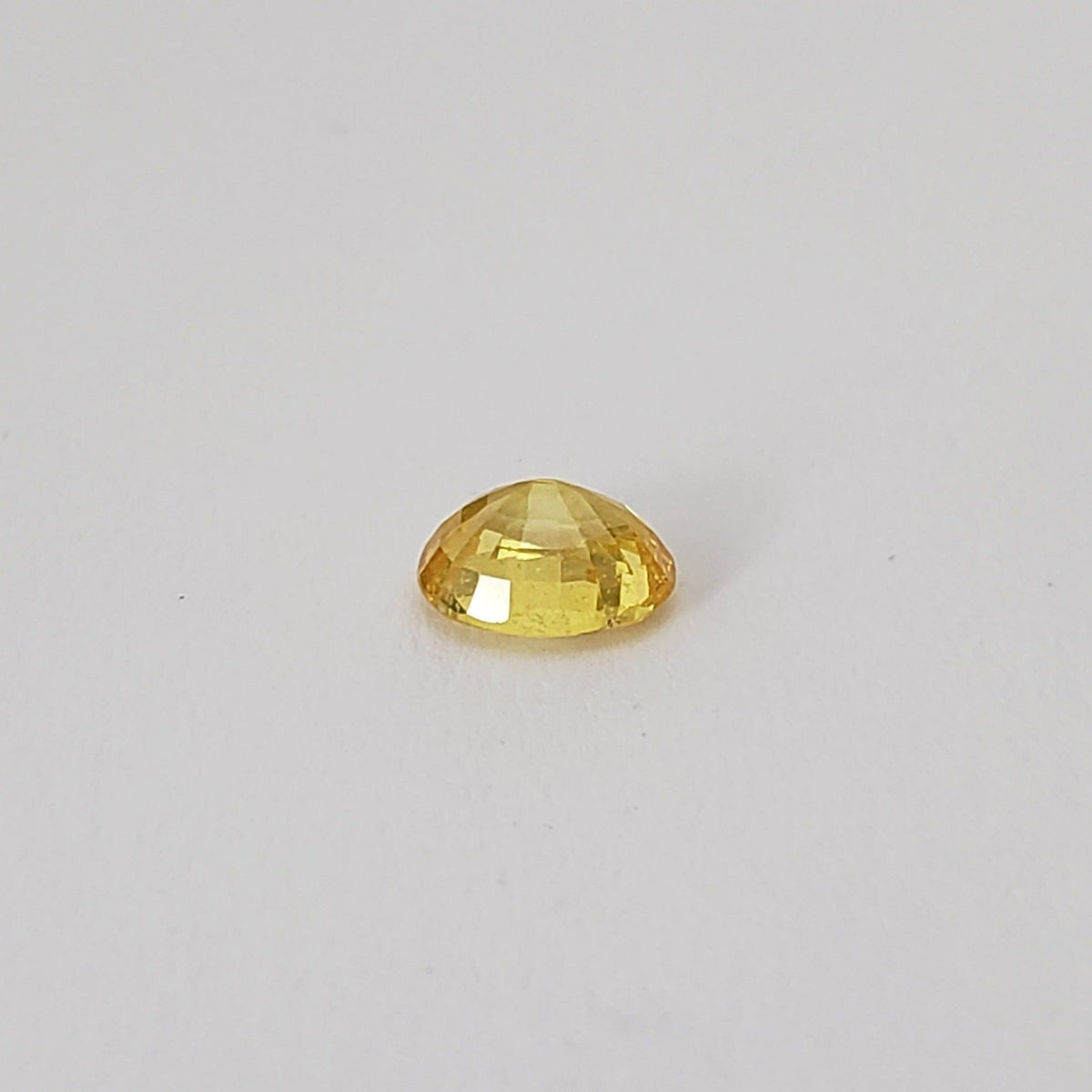  Sapphire | Oval Cut | Yellow | 5.5x4.5mm 0.7ct | SO24 5