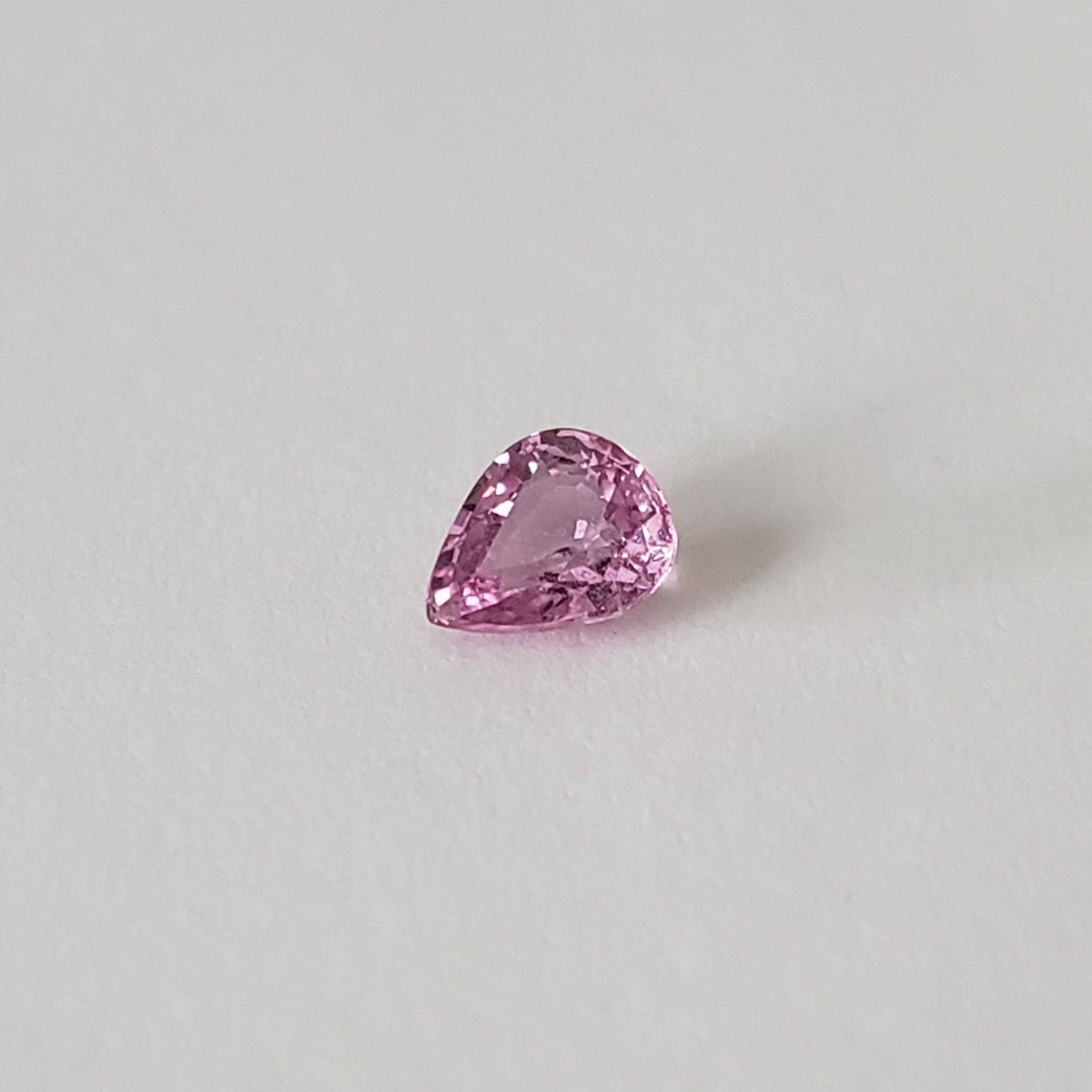  Sapphire | Pear Shape Cut | Pink | 5.2x4.3mm 0.5ct 1