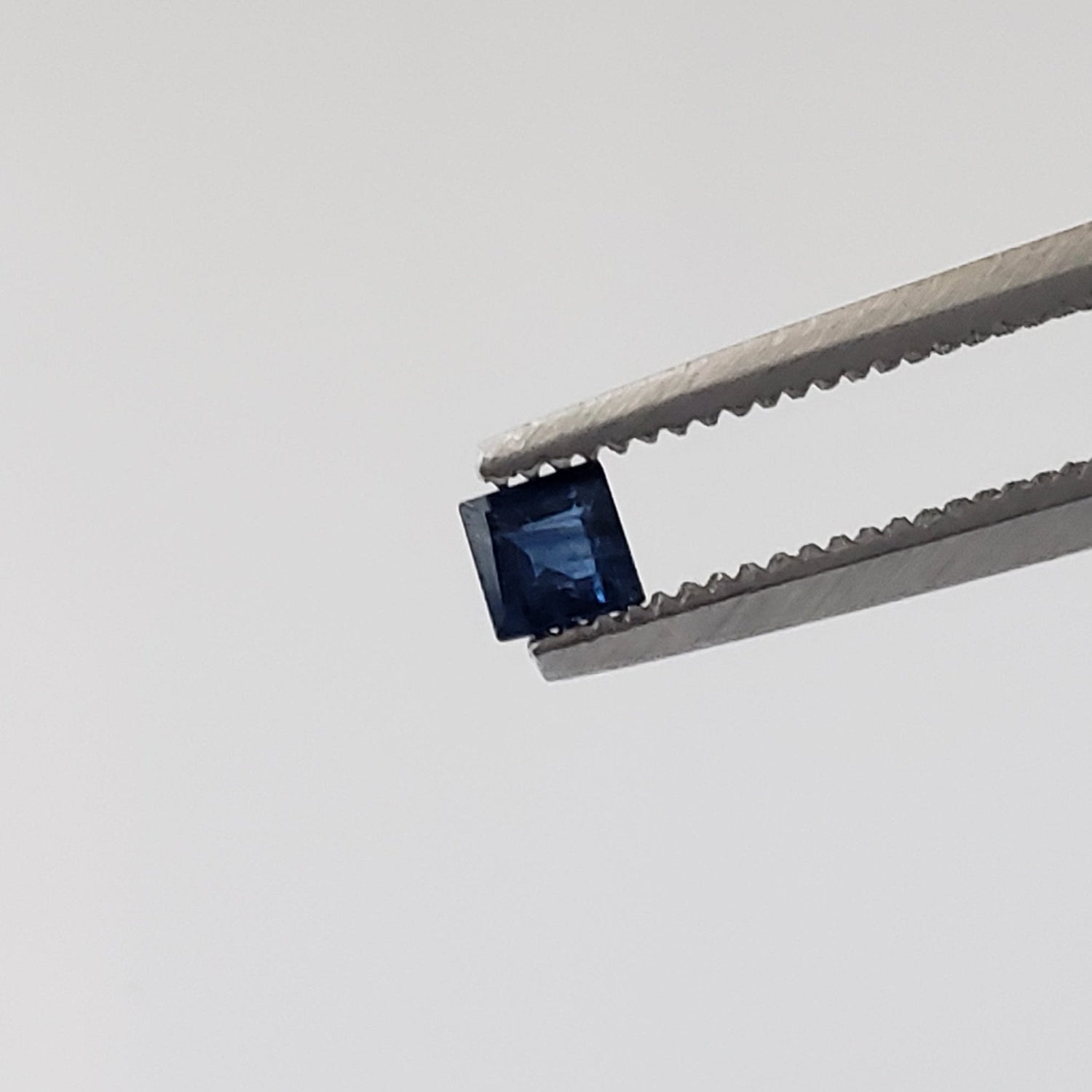  Sapphire | Square Cut | Cornflower Blue | 2.5mm | SO24 
