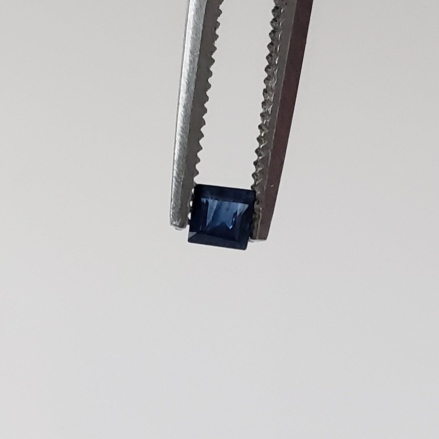  Sapphire | Square Cut | Cornflower Blue | 2.5mm | SO24 1