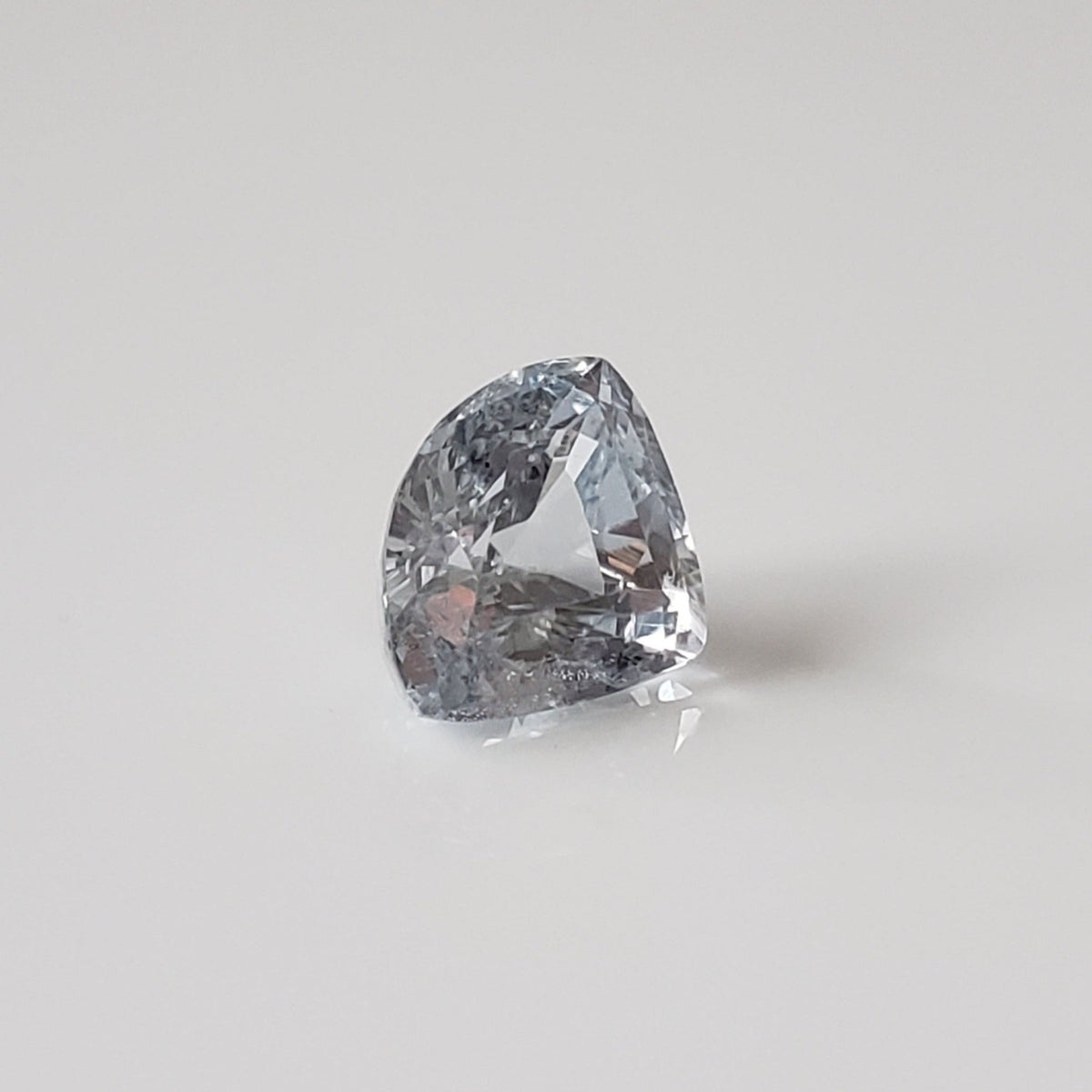  Sapphire | Unheated Sapphire | Fan Shape Cut | Light Green | 9.2x7.2mm 2.32ct 2