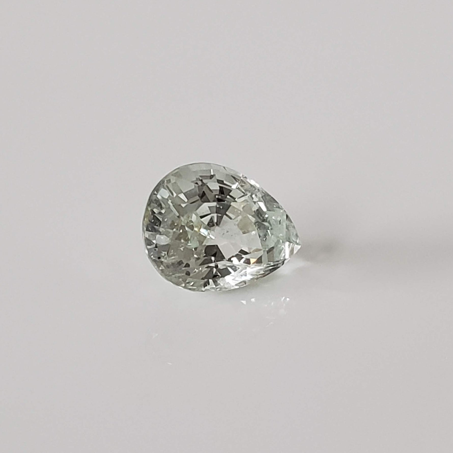  Sapphire | Unheated Sapphire | Pear Shape Cut | Light Yellow | 8.9x6.8mm 2.31ct 3