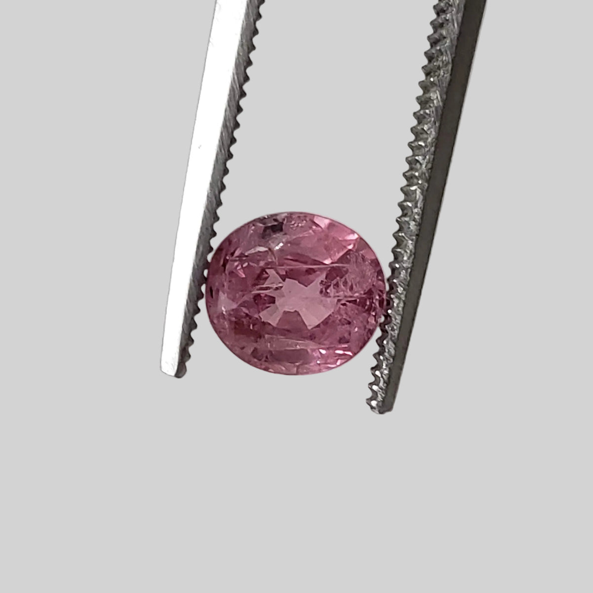  Sapphire | Oval Cut | Pink | 6x5.5mm 1.0ct 1
