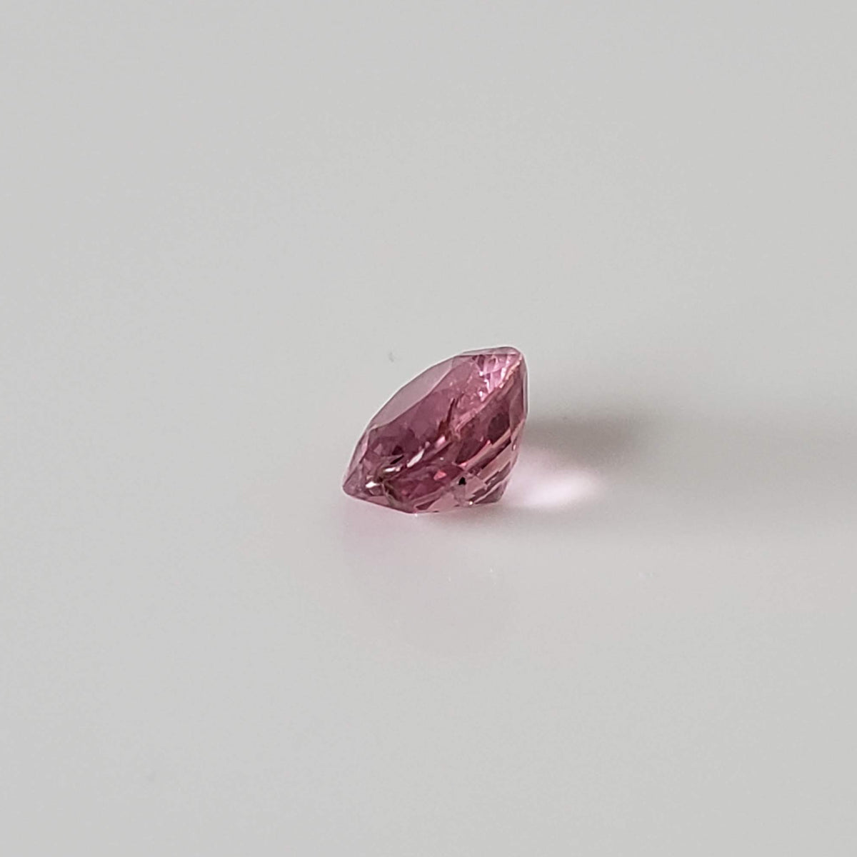  Sapphire | Oval Cut | Pink | 6x5.5mm 1.0ct 5