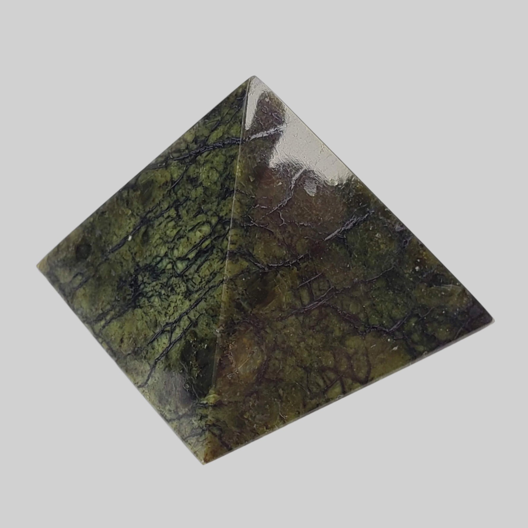  Serpentinite Five Point Pyramid | 22 grams 2
