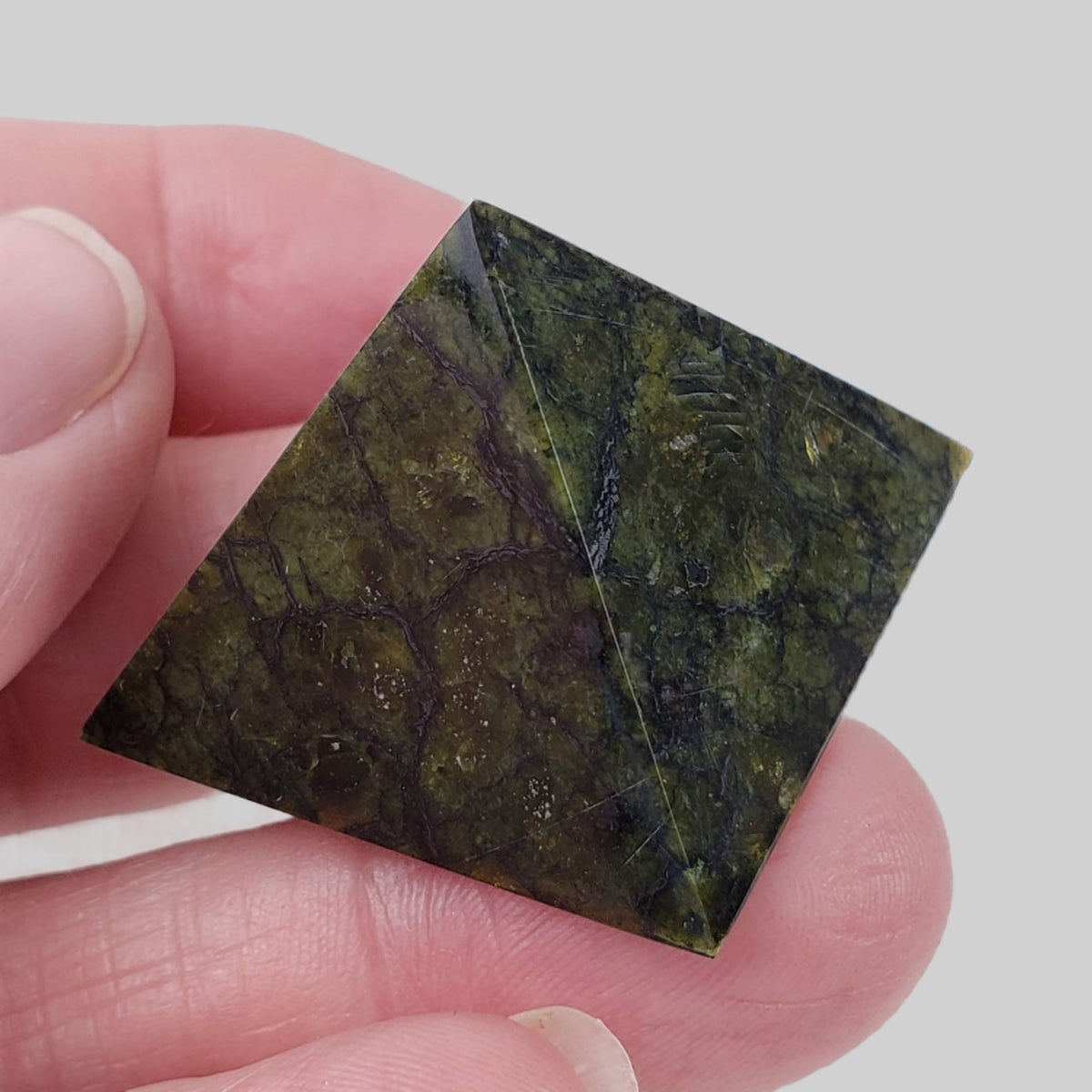  Serpentinite Five Point Pyramid | 22 grams 1