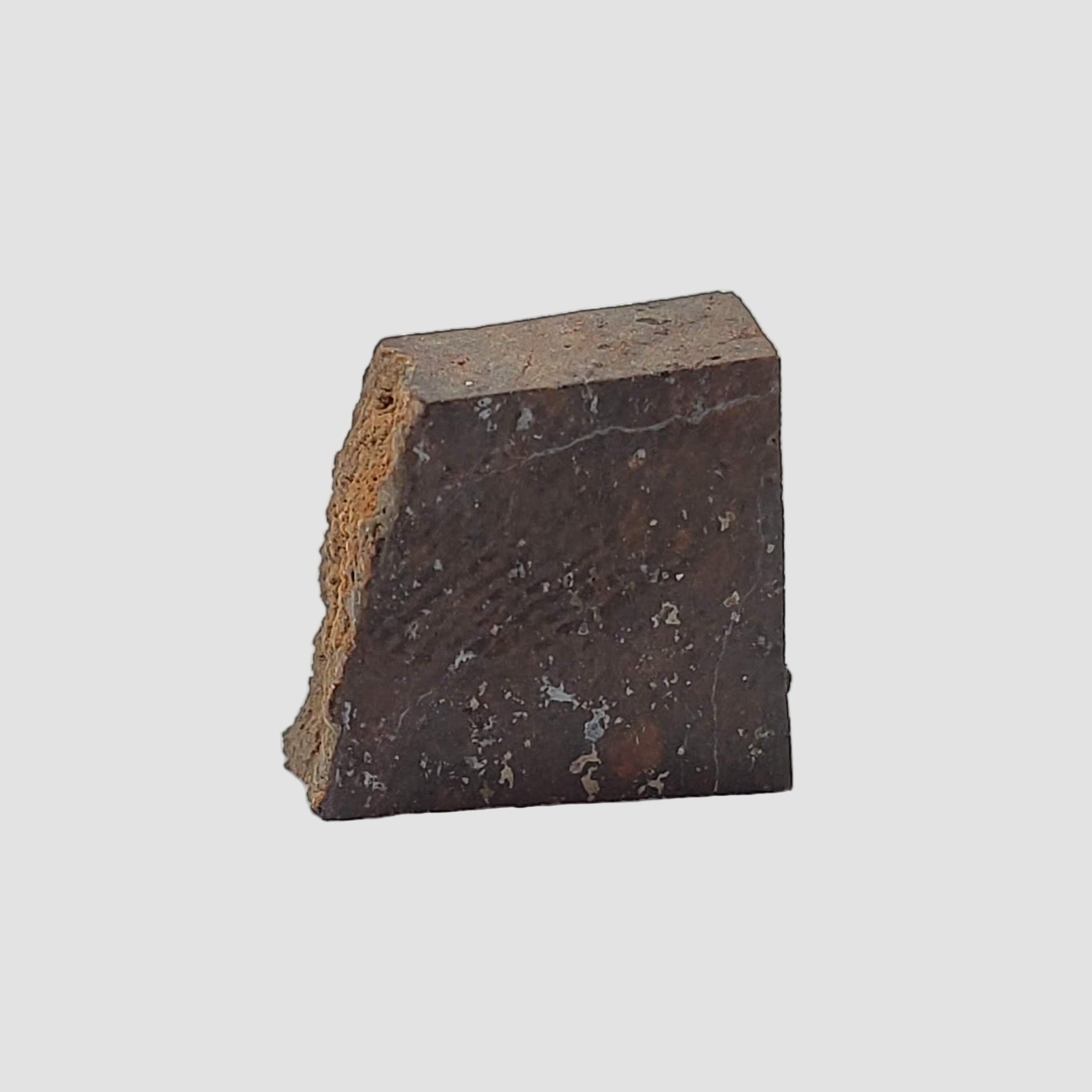  Shişr 010 Meteorite | 1.17 Grams | Part Slice | L5 Chondrite | Rare | Shişr Desert, Oman 4