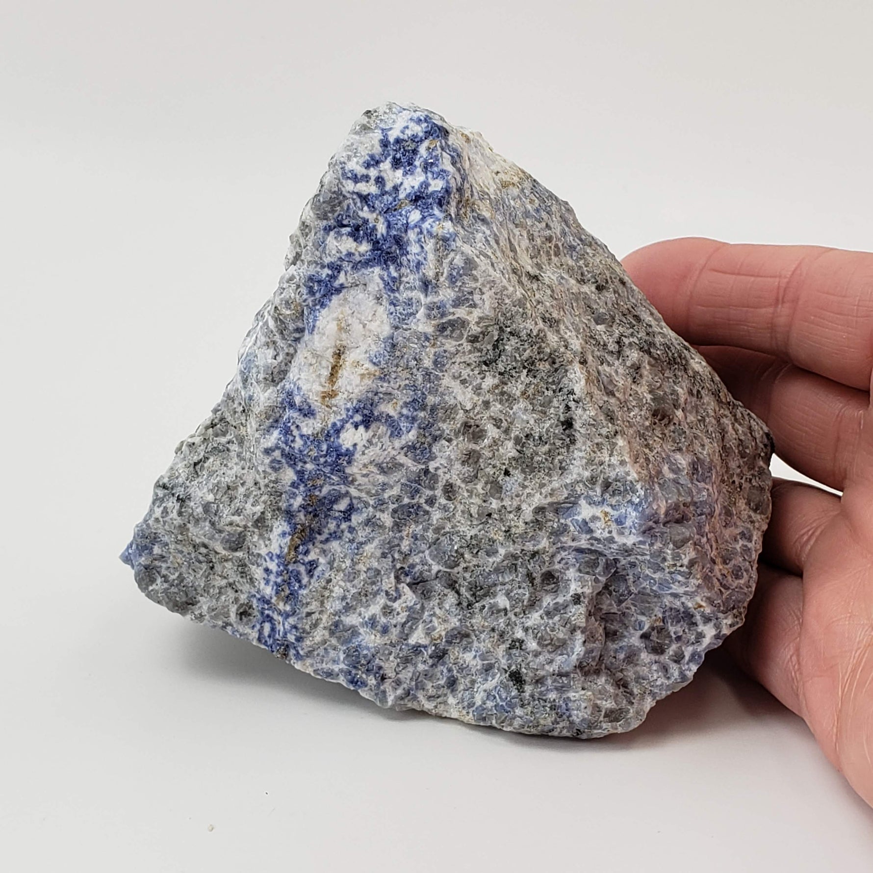  Sodalite var. Hackmanite and Microcline | Fluorescent Lapidary Mineral | 900 grams | Mont-Saint-Hilaire, Quebec 5