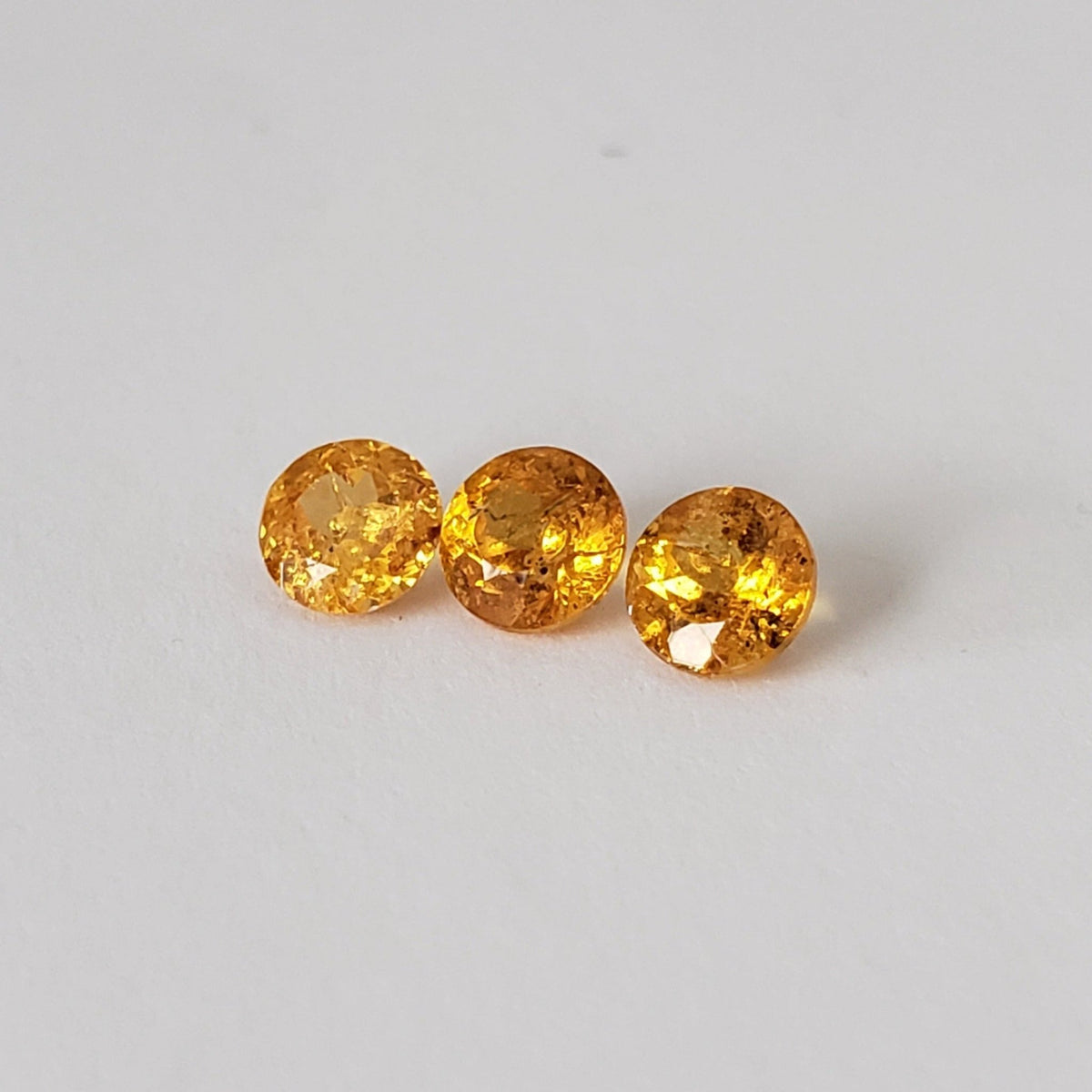  Spessartite Garnet | 3 piece Lot | Round Cut | 4.8mm 1