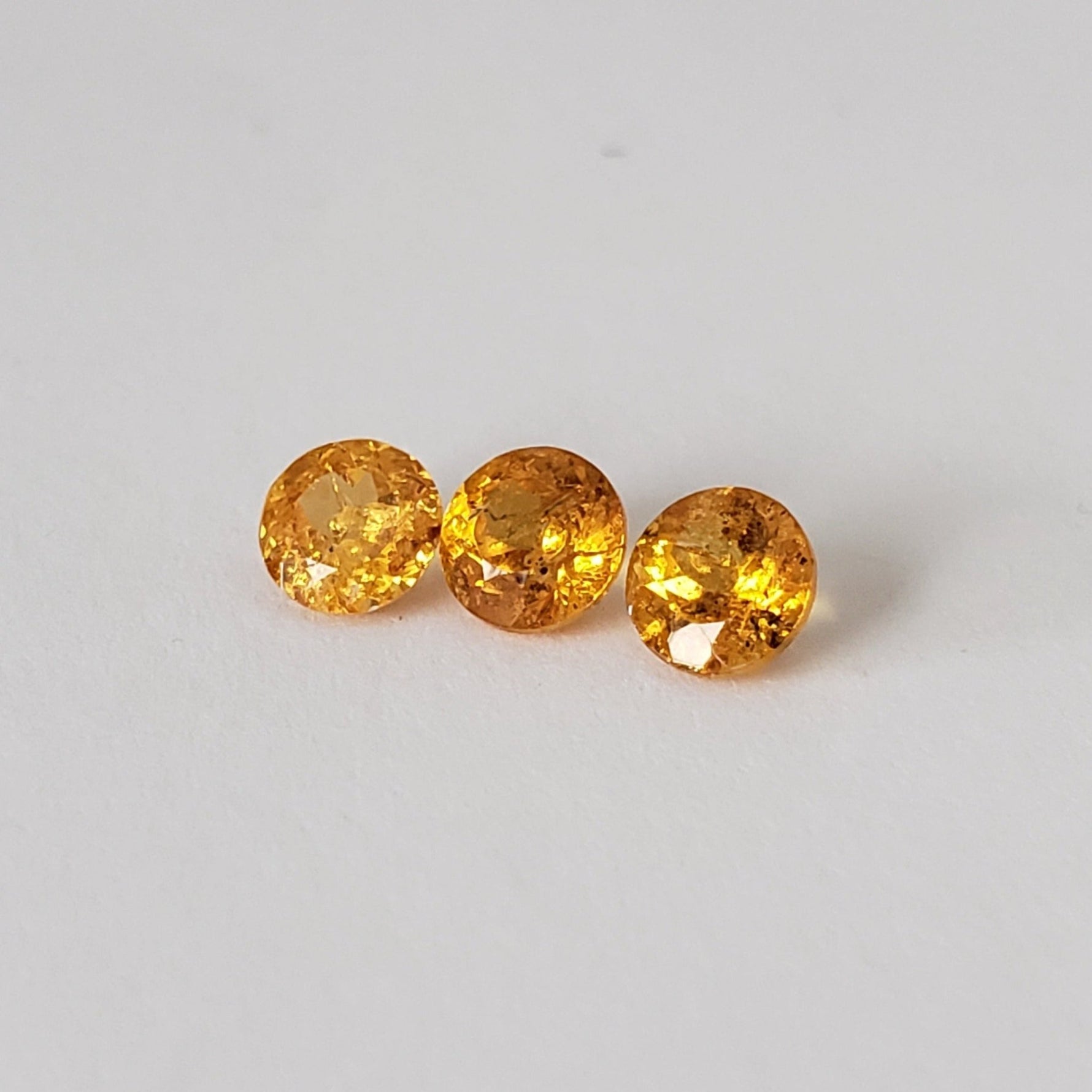  Spessartite Garnet | 3 piece Lot | Round Cut | 4.8mm 1