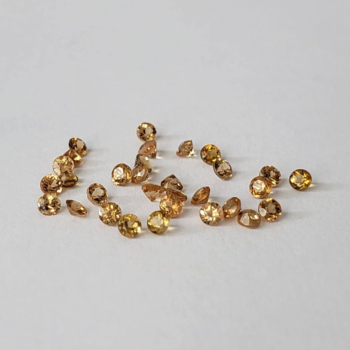   Spessartite Garnet | Round Cut | Imperial Yellow | 1.5mm 