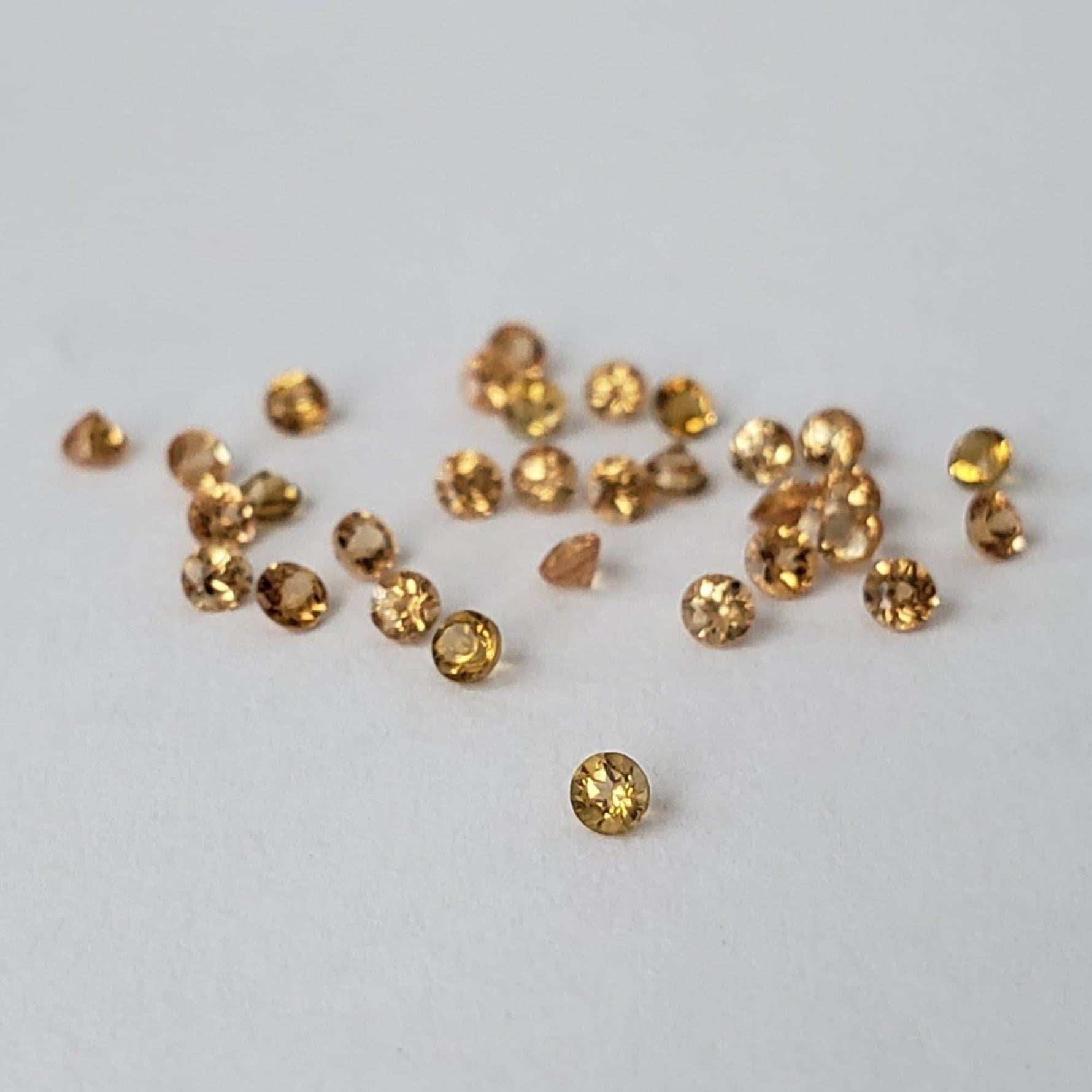  Spessartite Garnet | Round Cut | Imperial Yellow | 1.5mm 
