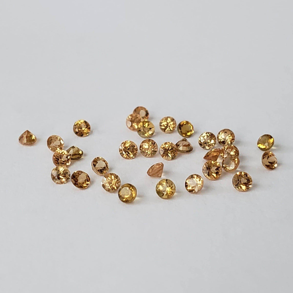  Spessartite Garnet | Round Cut | Imperial Yellow | 1.5mm 3