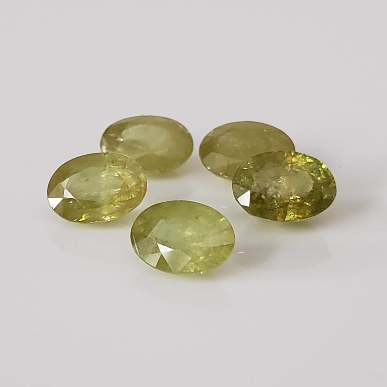  Sphene | 5 Piece Gemstone Lot | Oval Cut | Lime Green | 6.7x4.7-4.9mm 4.64tcw 