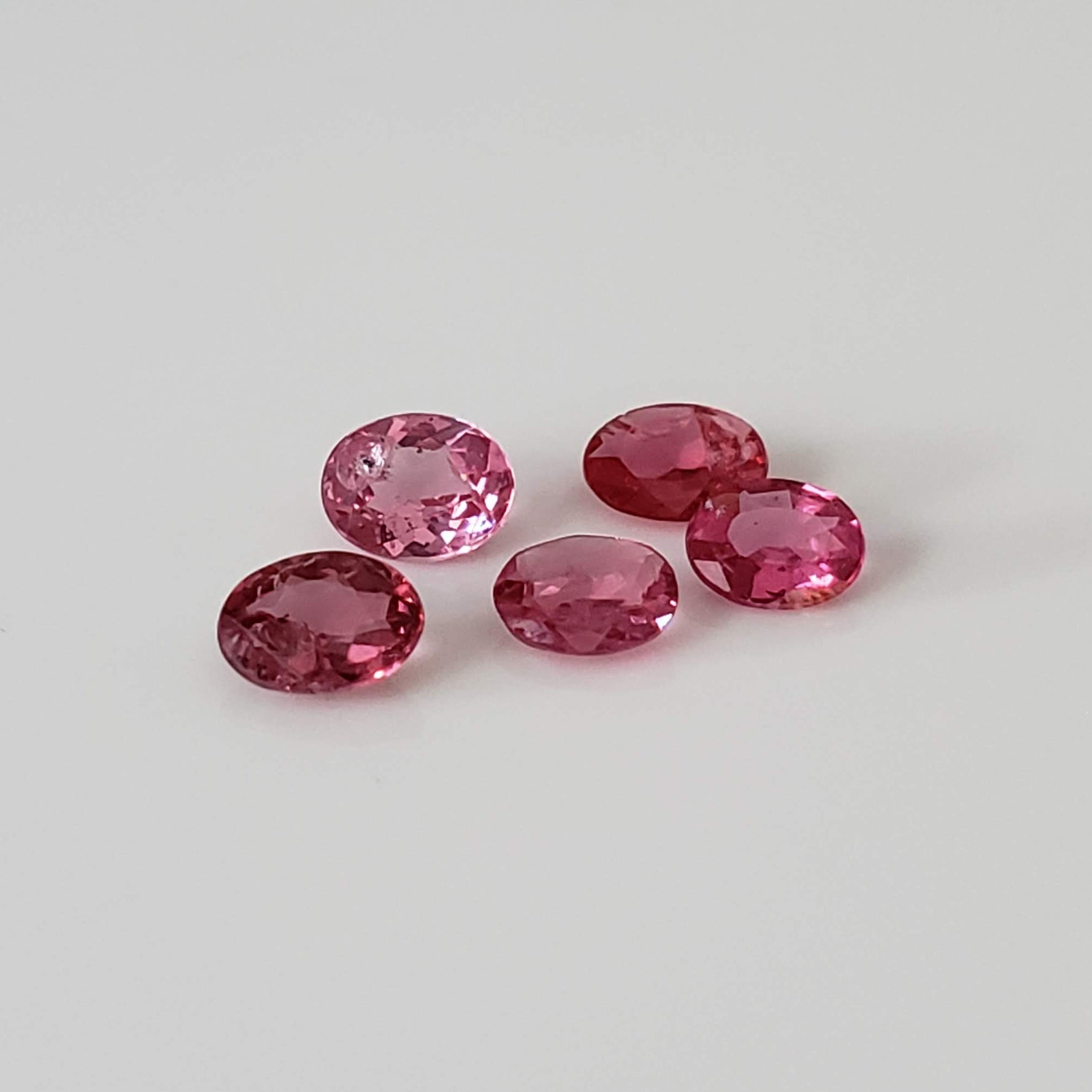 Spinel | 13 Piece Gemstone Lot | Oval Cut | Red | 1.88tcw 3