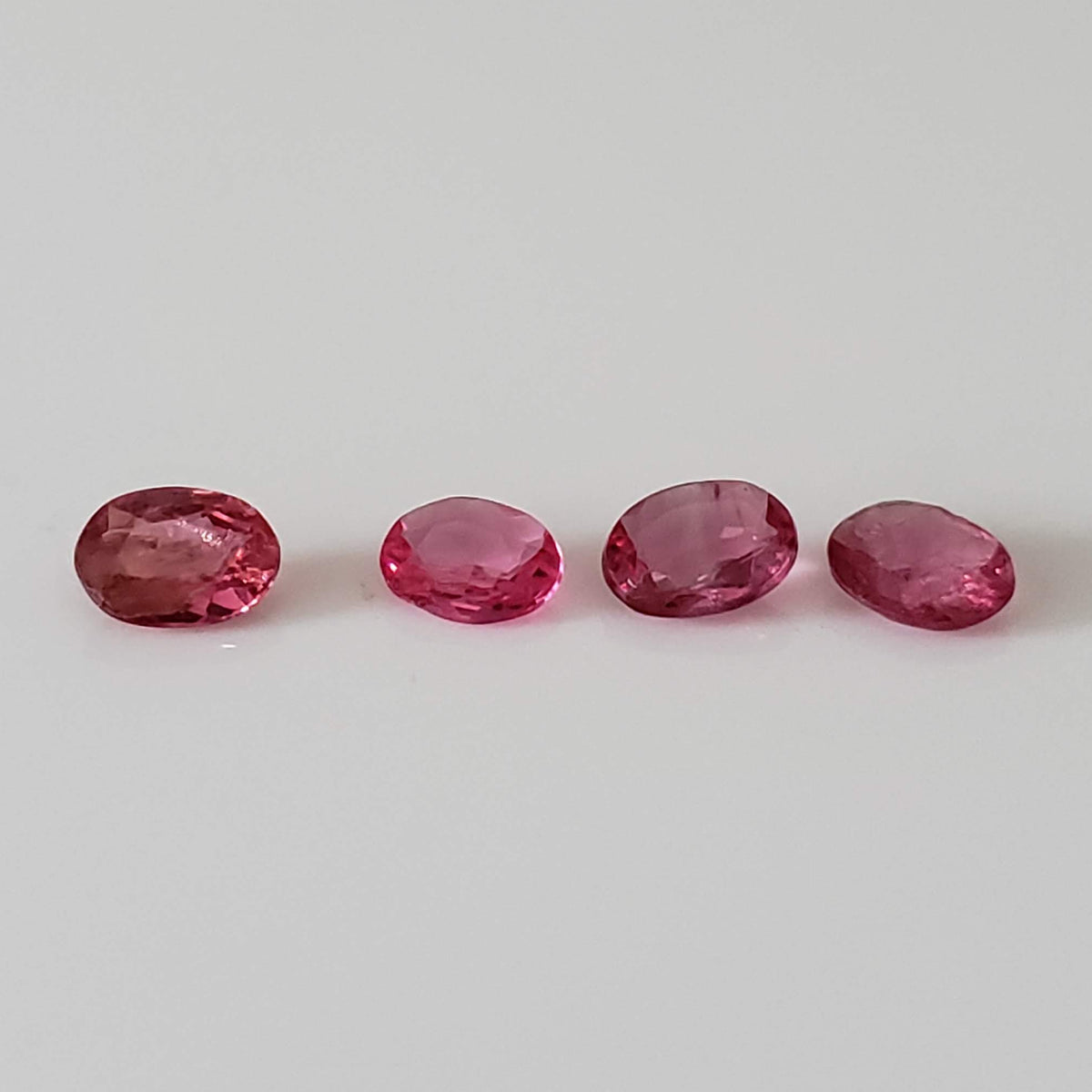 Spinel | 13 Piece Gemstone Lot | Oval Cut | Red | 1.88tcw 5