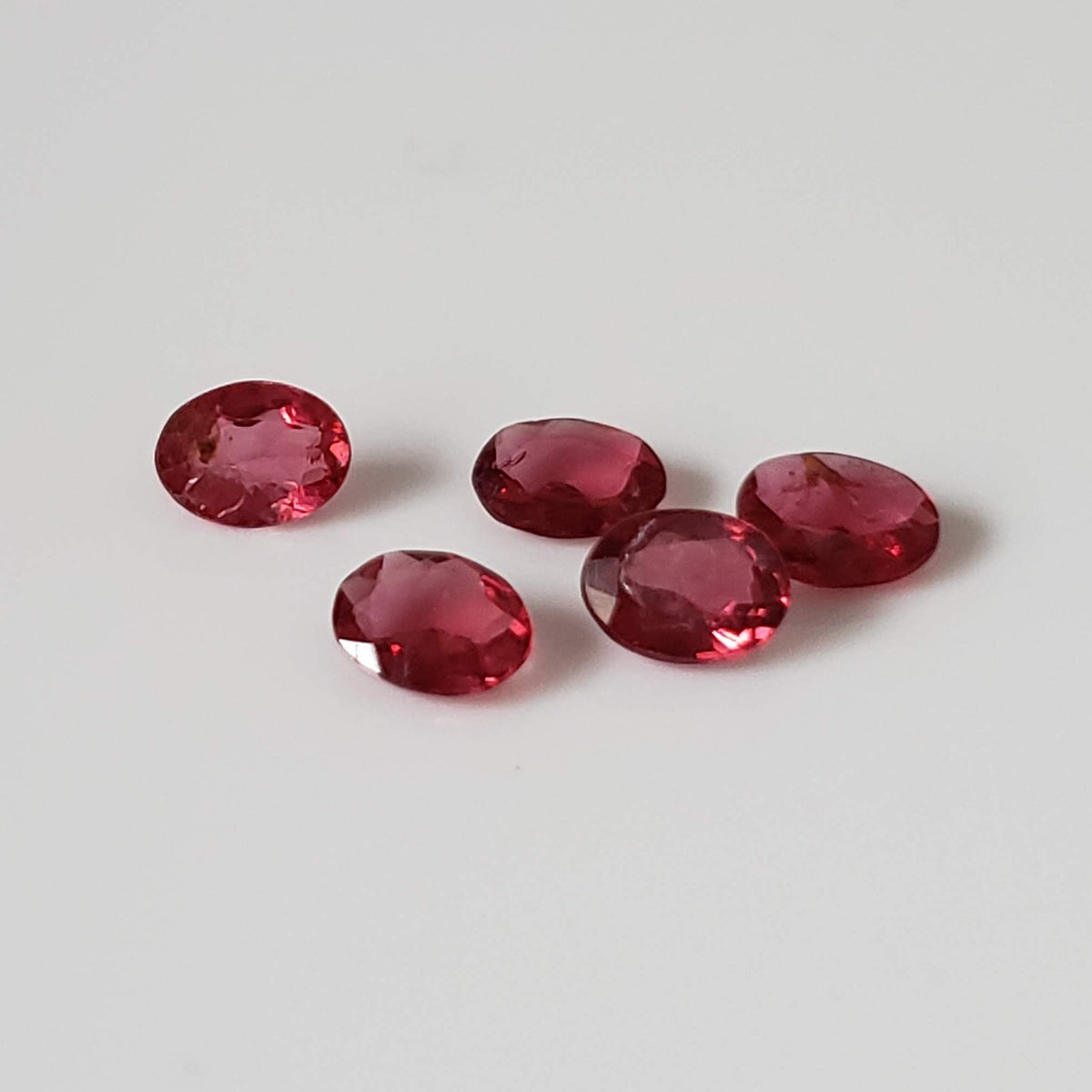  Spinel | 5 Piece Lot | Oval Cut | Red | 0.77tcw 