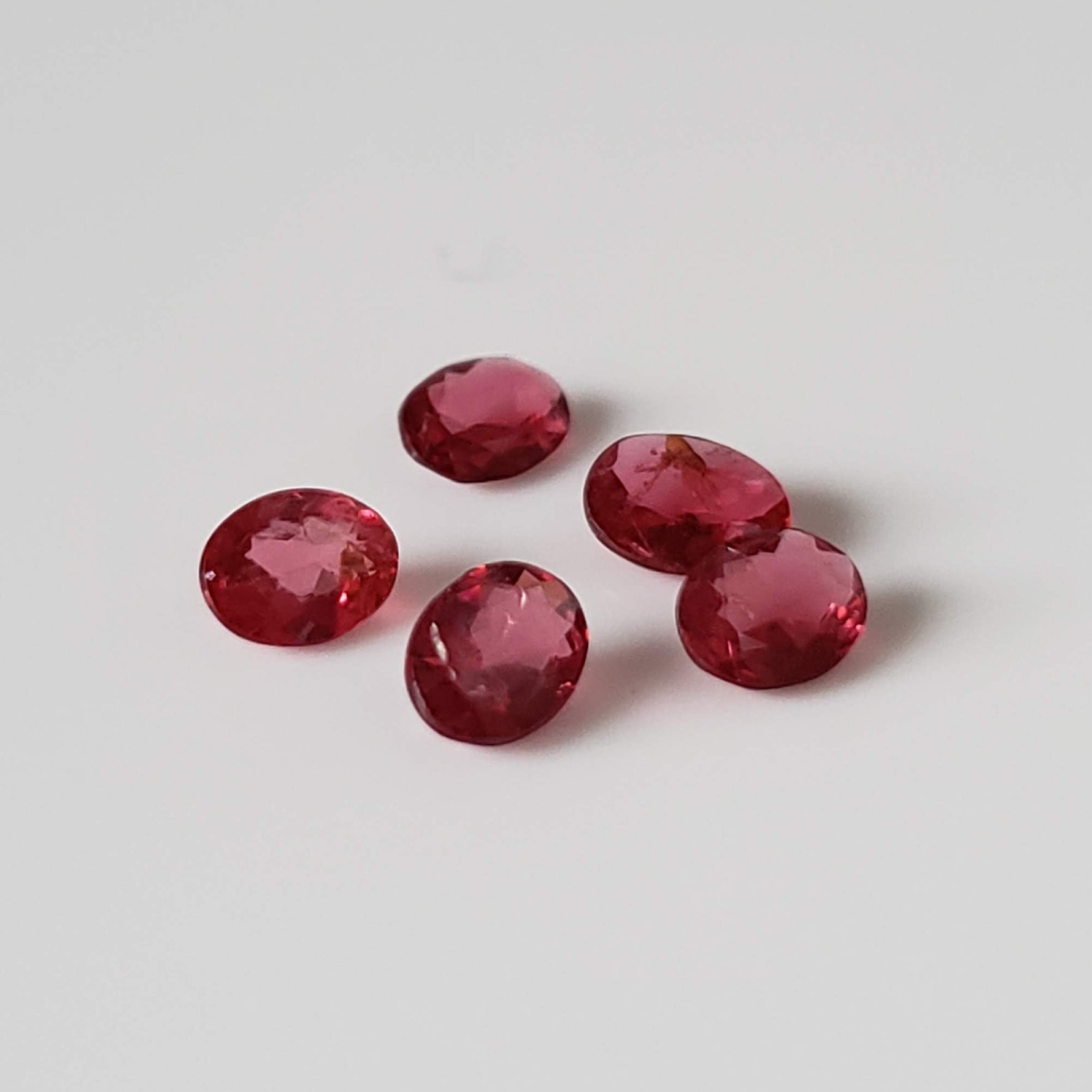  Spinel | 5 Piece Lot | Oval Cut | Red | 0.77tcw 1