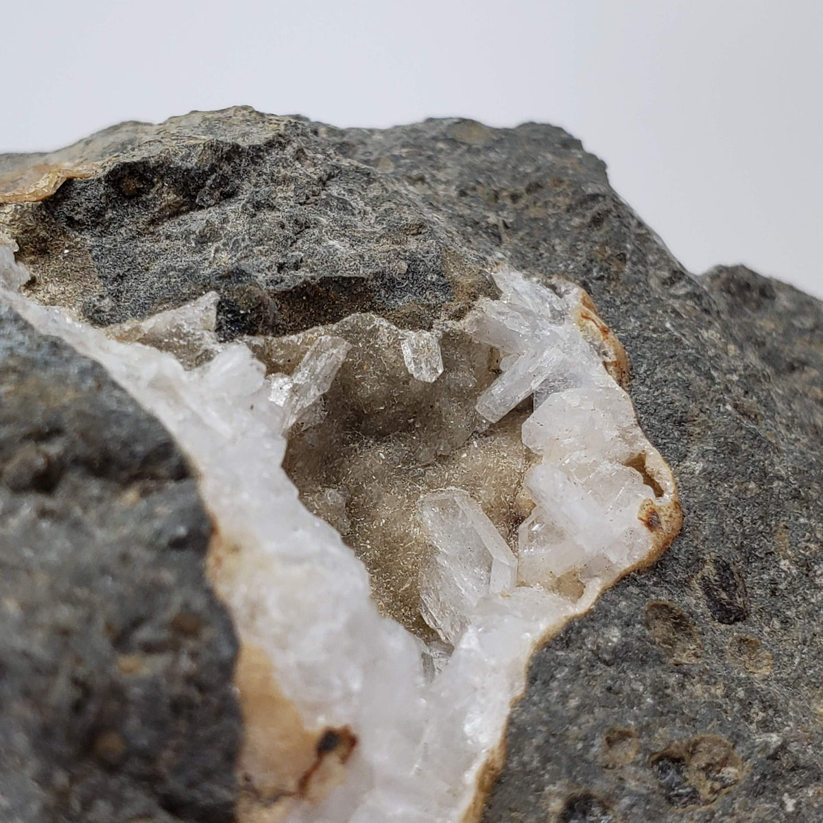  Stilbite Crystal in Matrix | 280 gr | Oregon, USA 5