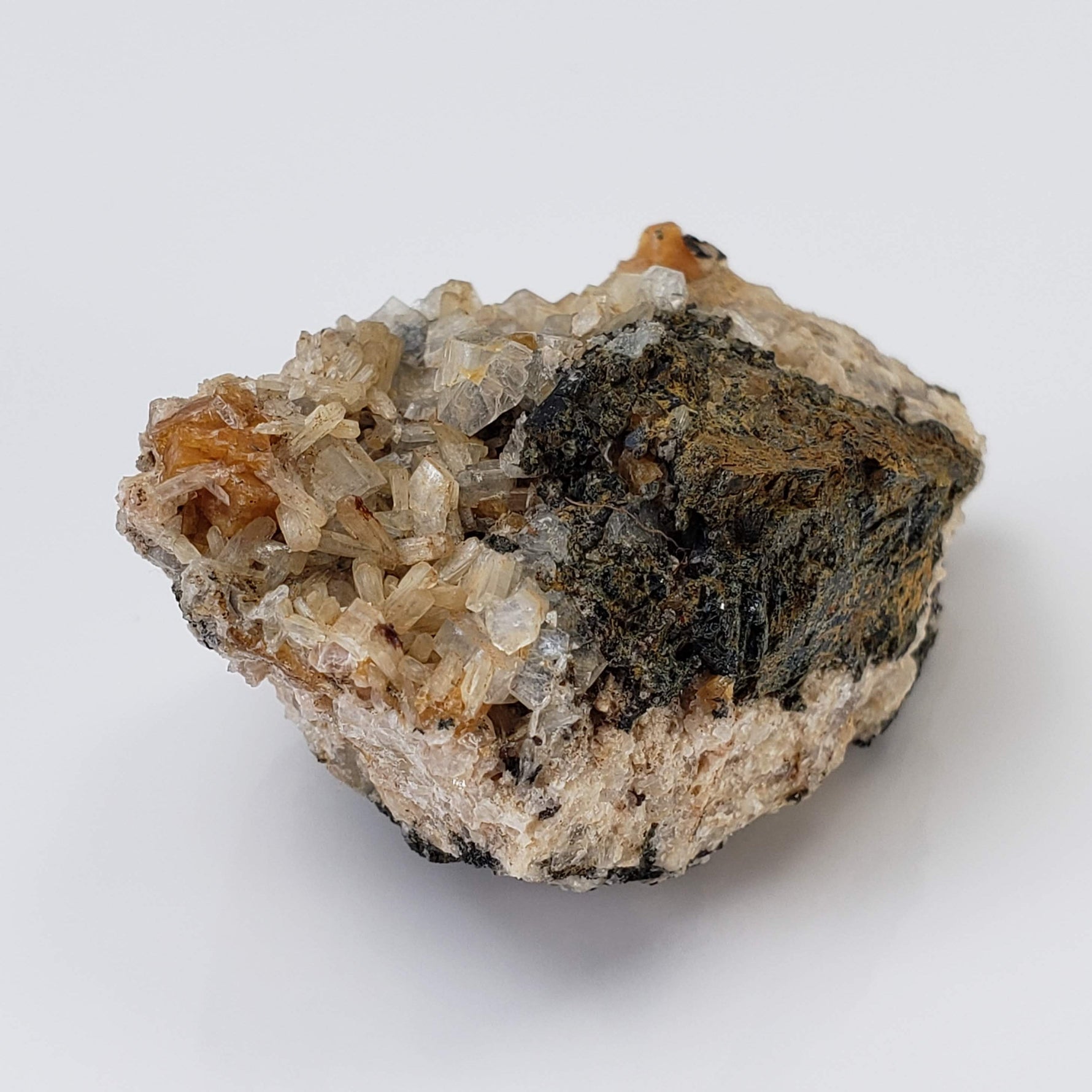  Stilbite Heulandite and Chabazite Crystals | 24 gr | ZEC near Maniwaki | Québec,  Canada 4
