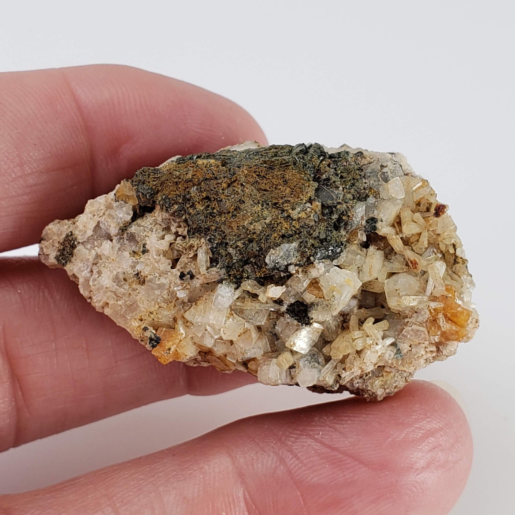  Stilbite Heulandite and Chabazite Crystals | 24 gr | ZEC near Maniwaki | Québec,  Canada 