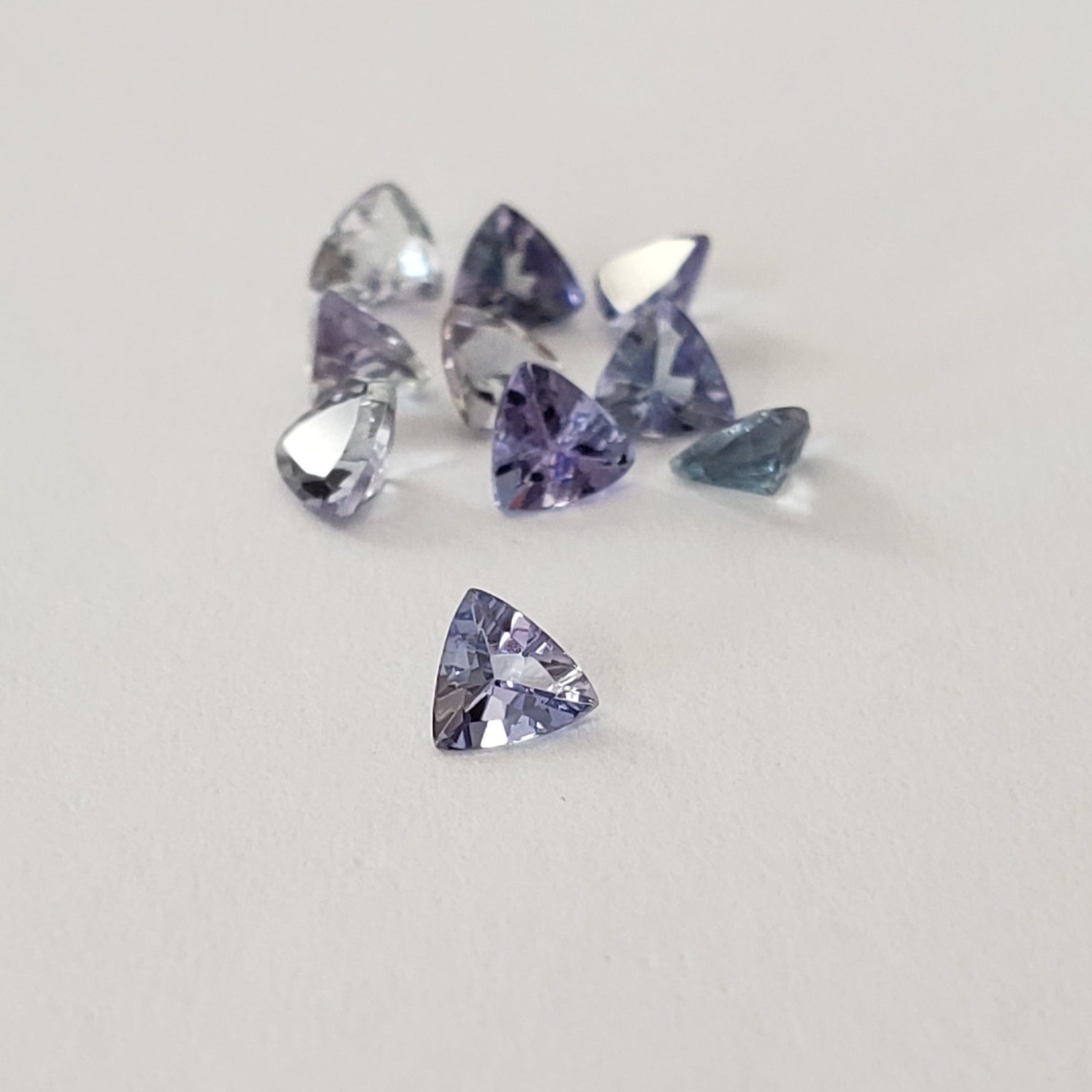  Tanzanite | 10 Piece Gemstone Lot | Trilliant Cut | 1.7tcw 2