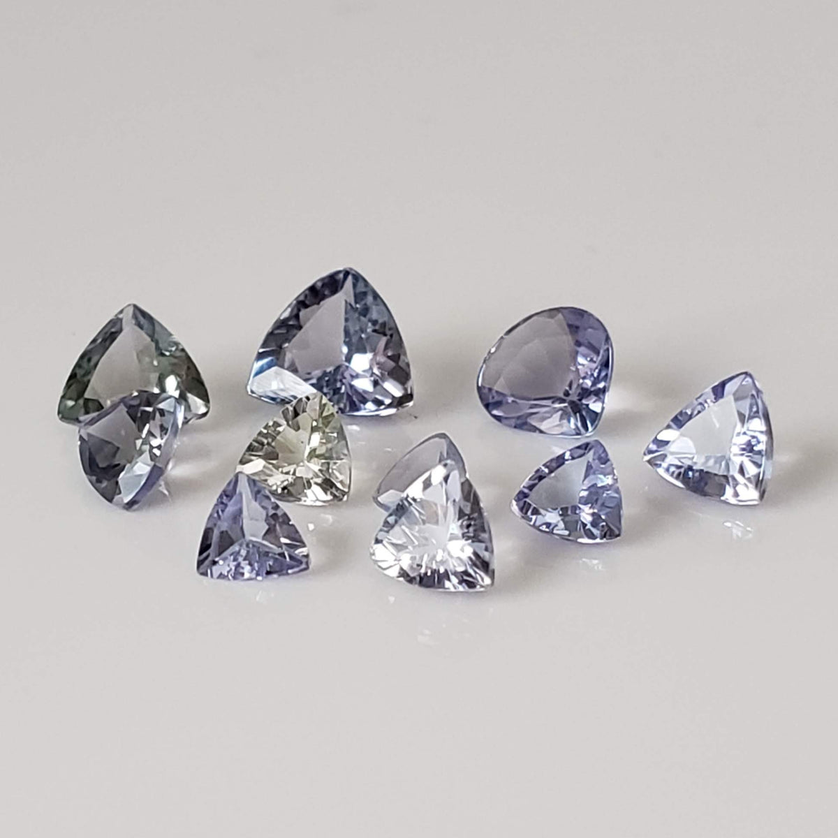  Tanzanite | 10 Piece Gemstone Lot | Trilliant Cut | 2.6tcw 1