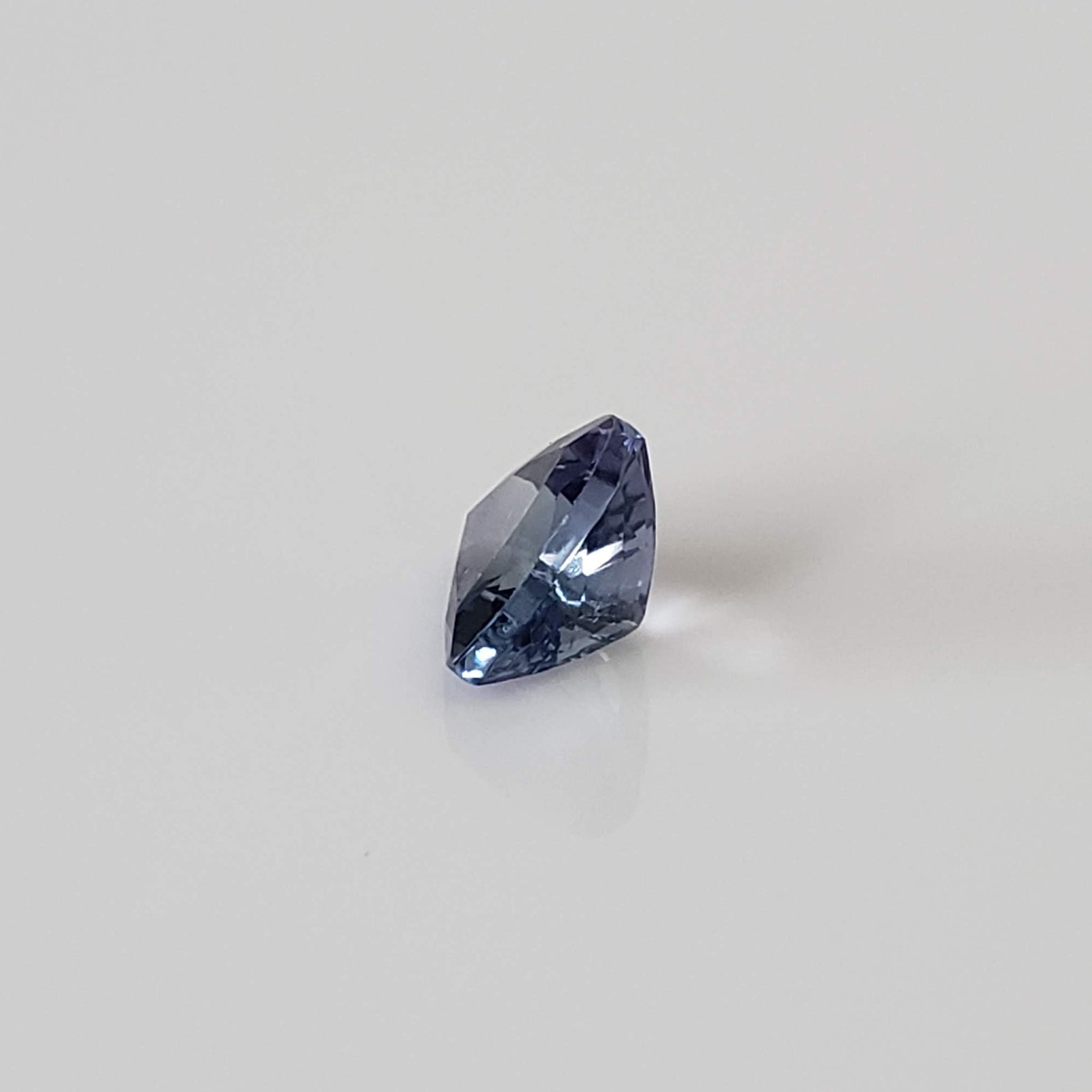  Tanzanite | Trilliant Cut | 5.7mm 0.77ct 4