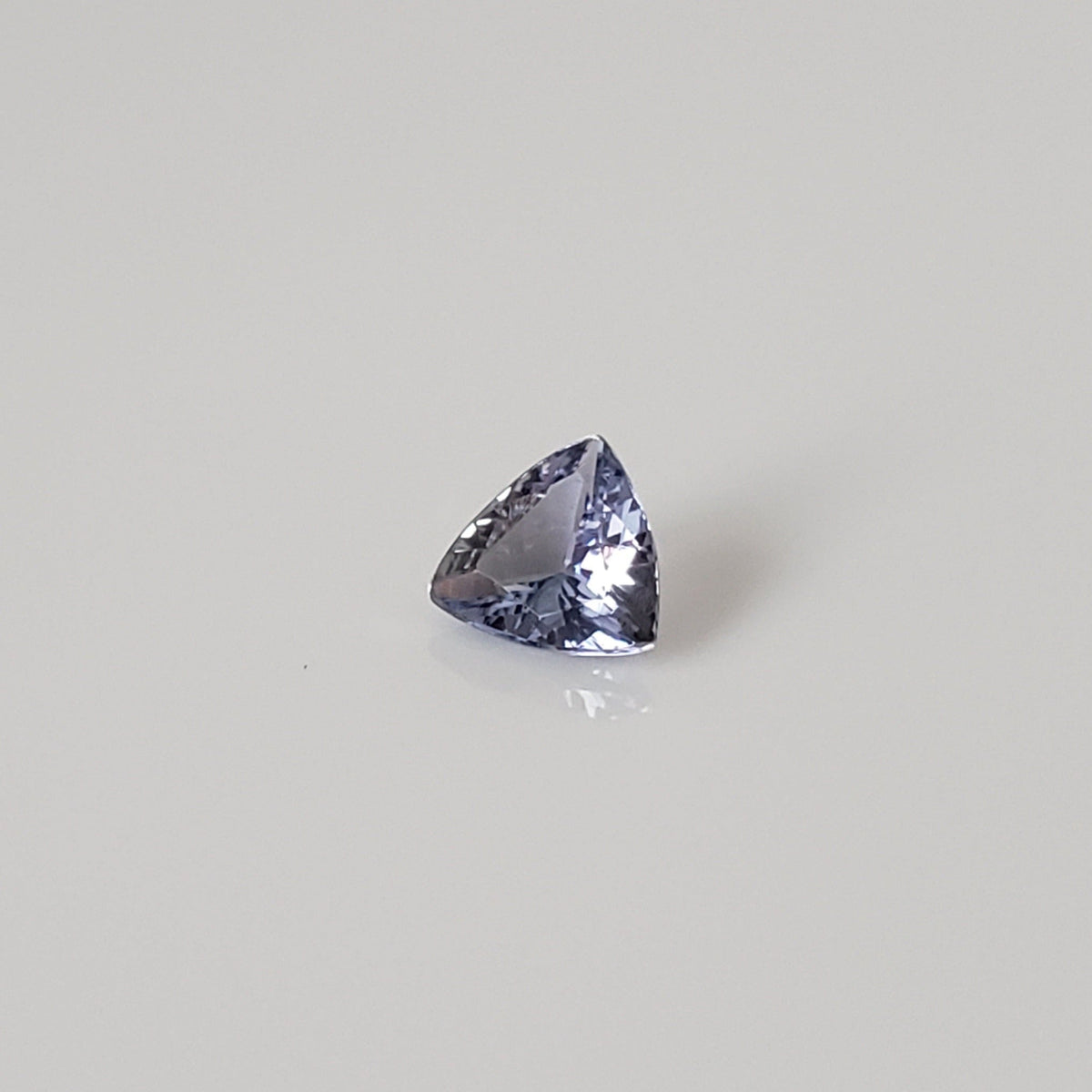  Tanzanite | Trilliant Cut | 5.8mm 0.6ct 4