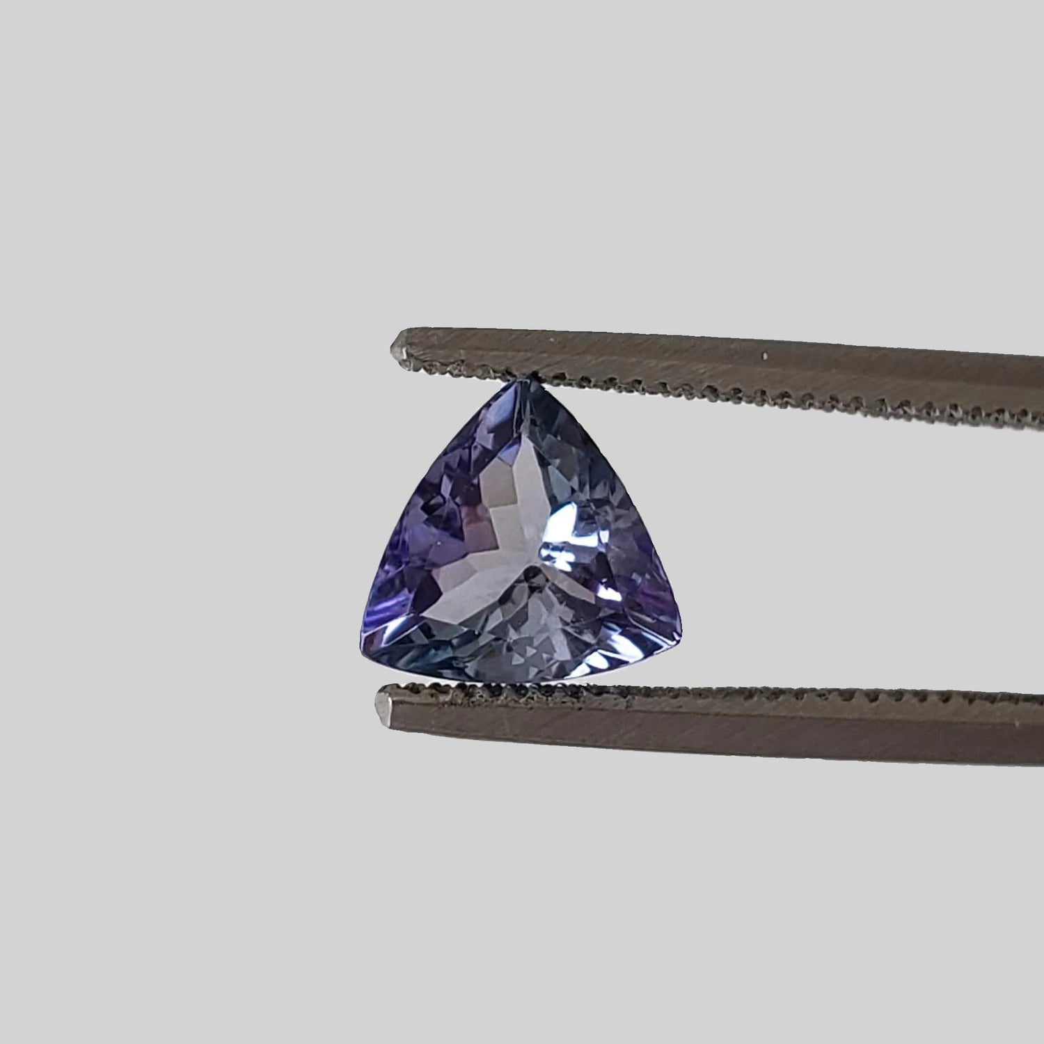  Tanzanite | Trilliant Cut | 5.8mm 0.74ct 