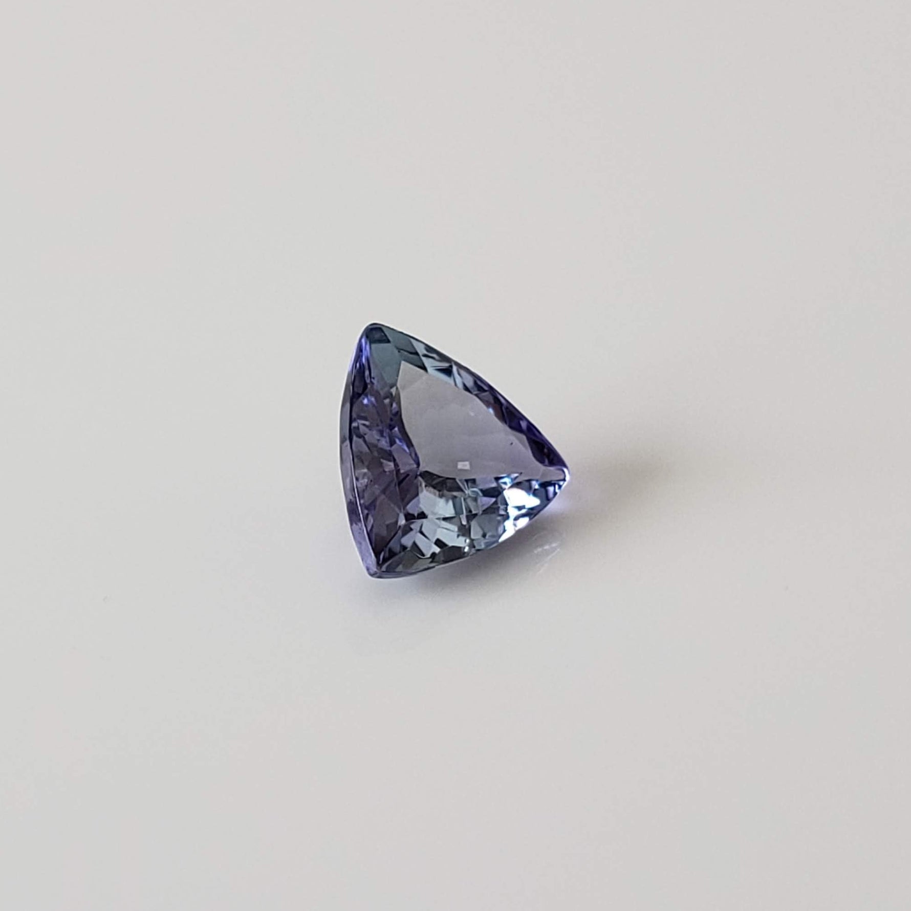  Tanzanite | Trilliant Cut | 5.8mm 0.74ct 3