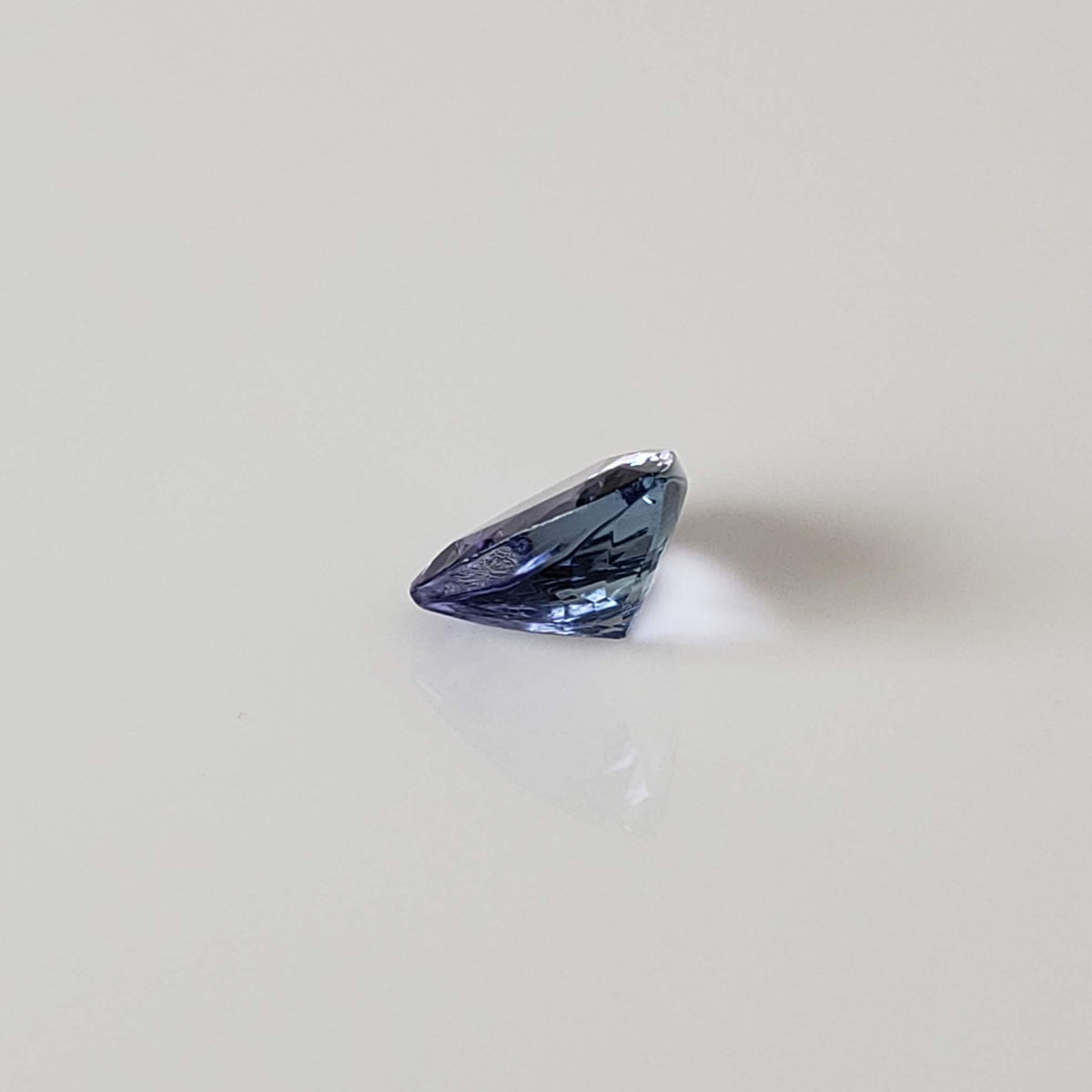  Tanzanite | Trilliant Cut | 5.8mm 0.74ct 4