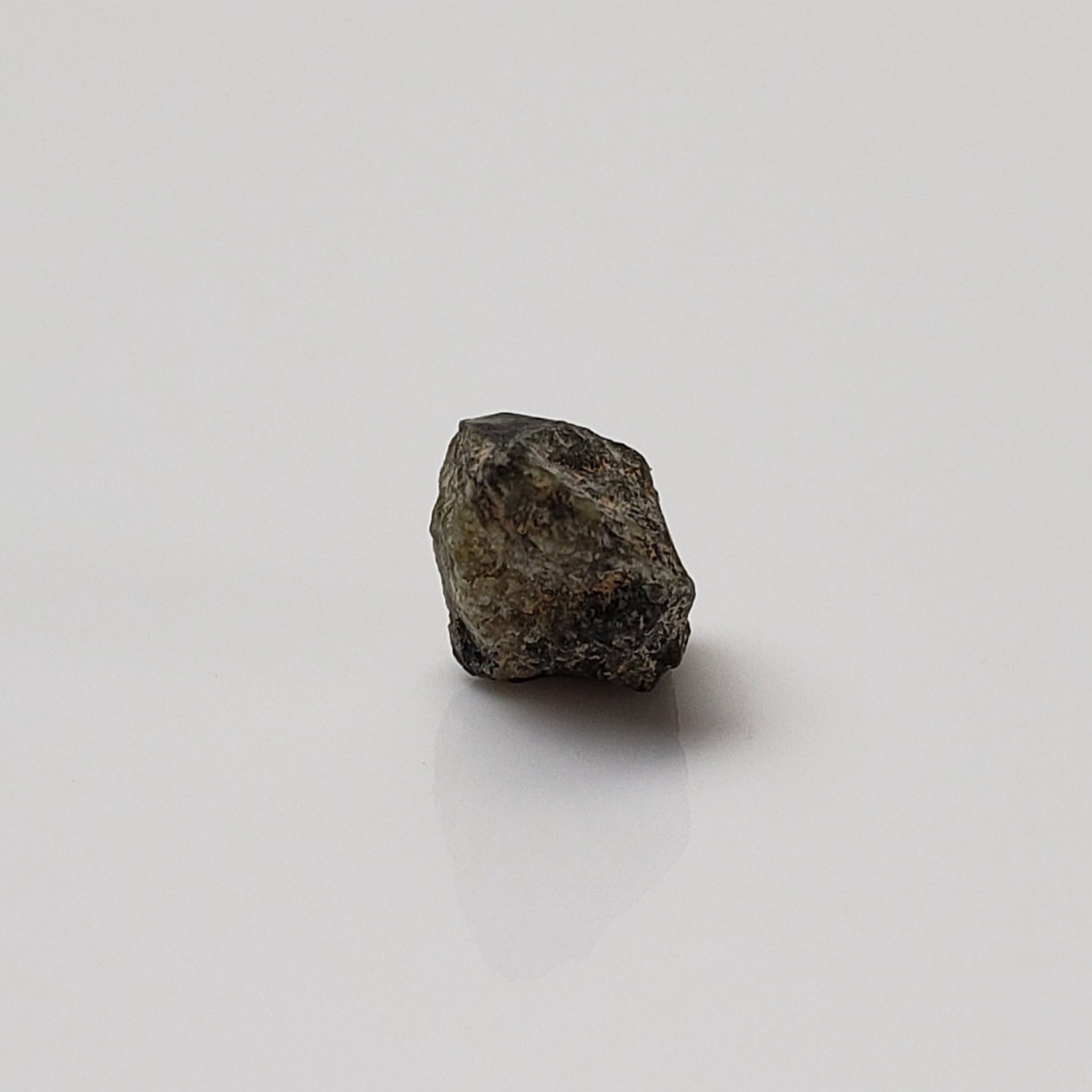  Tatahouine Green Meteorite | 0.35 Grams | Individual | Diogenite | 1931 Rare Observed Fall | Tunisia | SO24 4
