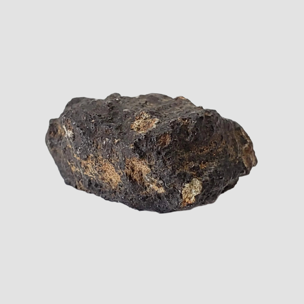  Thuathe Meteorite | 3 gr | H4-5 Chondrite | Observed Fall | Lesotho | 99% Crusted 5