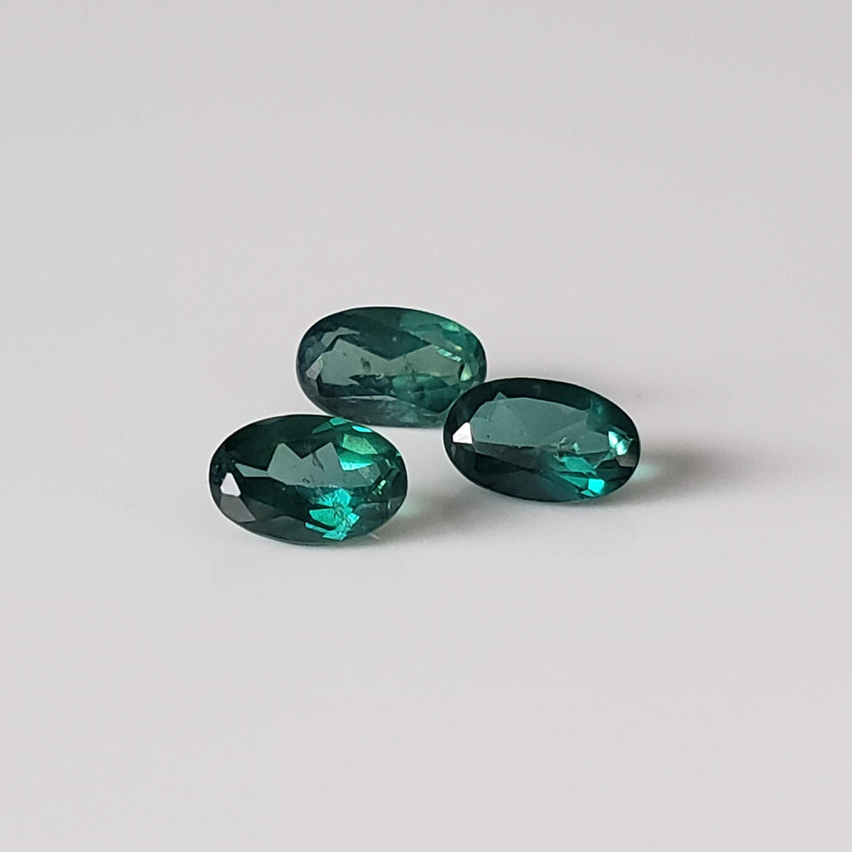  Topaz | 10 Piece Gemstone Lot | Oval Cut | Emerald Green | 5.5tcw 4