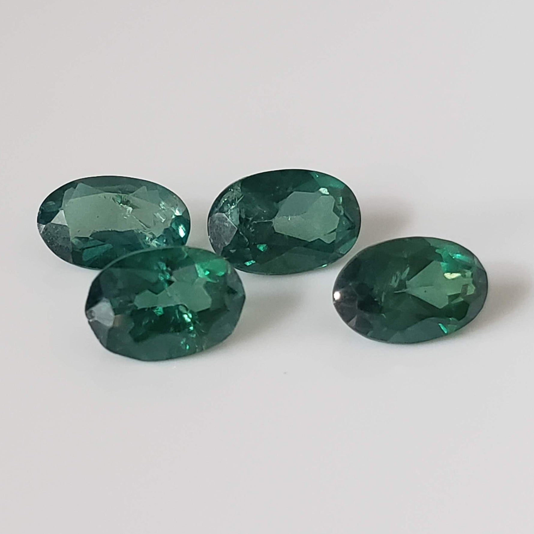  Topaz | 12 Piece Lot | Oval Cut | Emerald Green | 5.8-6.0x3.8-4.0mm 3
